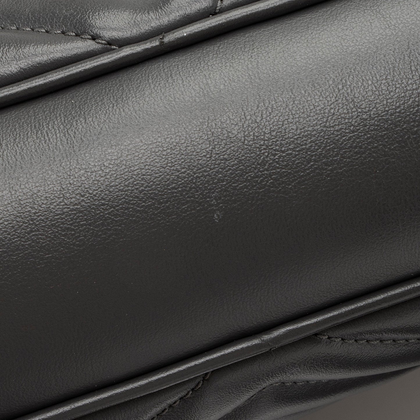 Saint Laurent Matelasse Calfskin Monogram Lou Camera Bag (SHF-Dlf8kG)