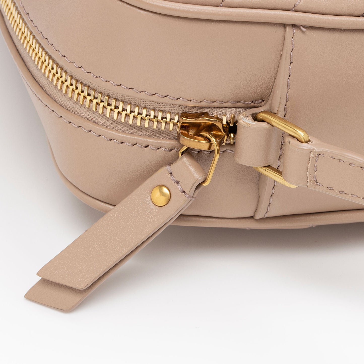 Saint Laurent Matelasse Calfskin Monogram Lou Camera Bag (SHF-X8DDNR)