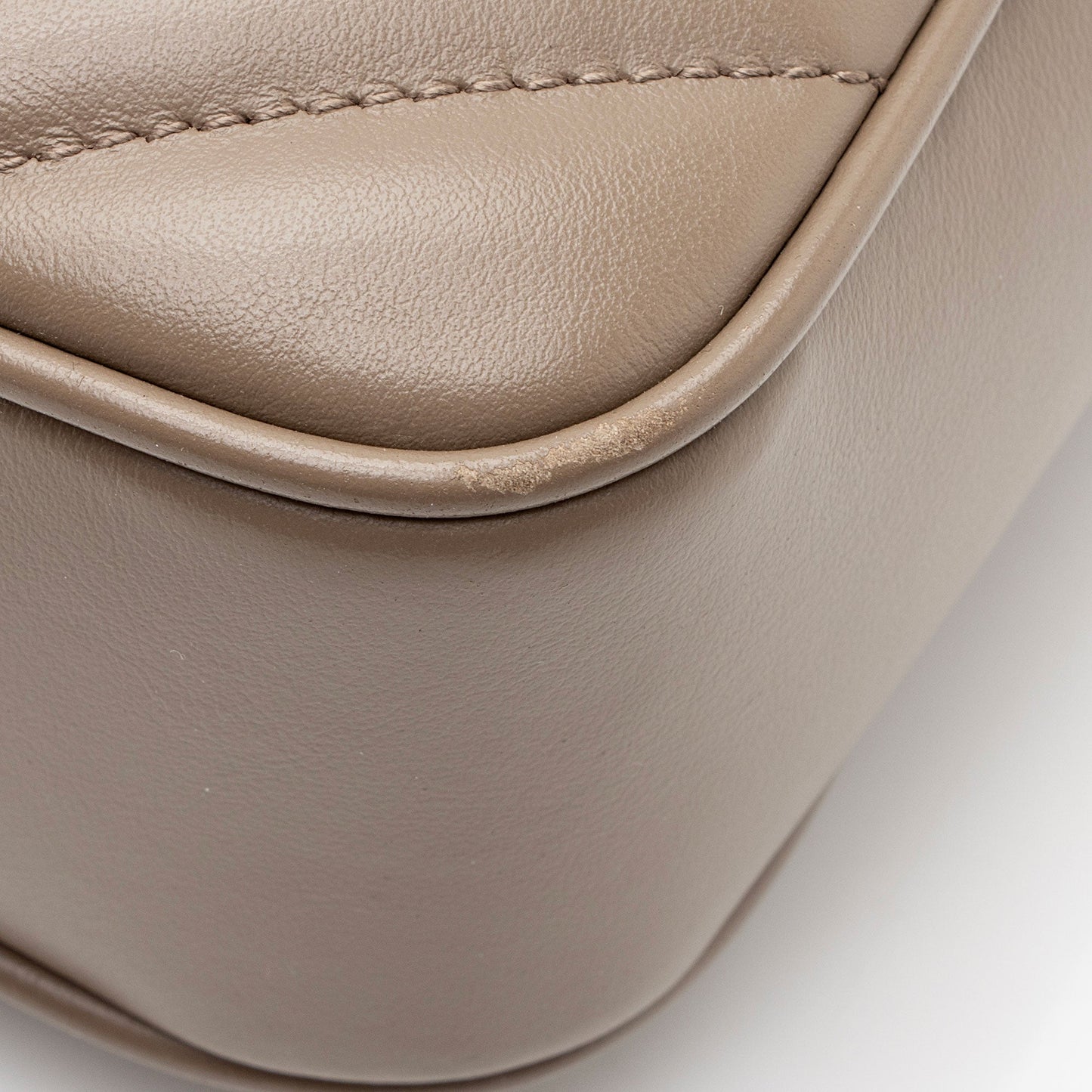 Saint Laurent Matelasse Calfskin Monogram Lou Camera Bag (SHF-agSbTg)