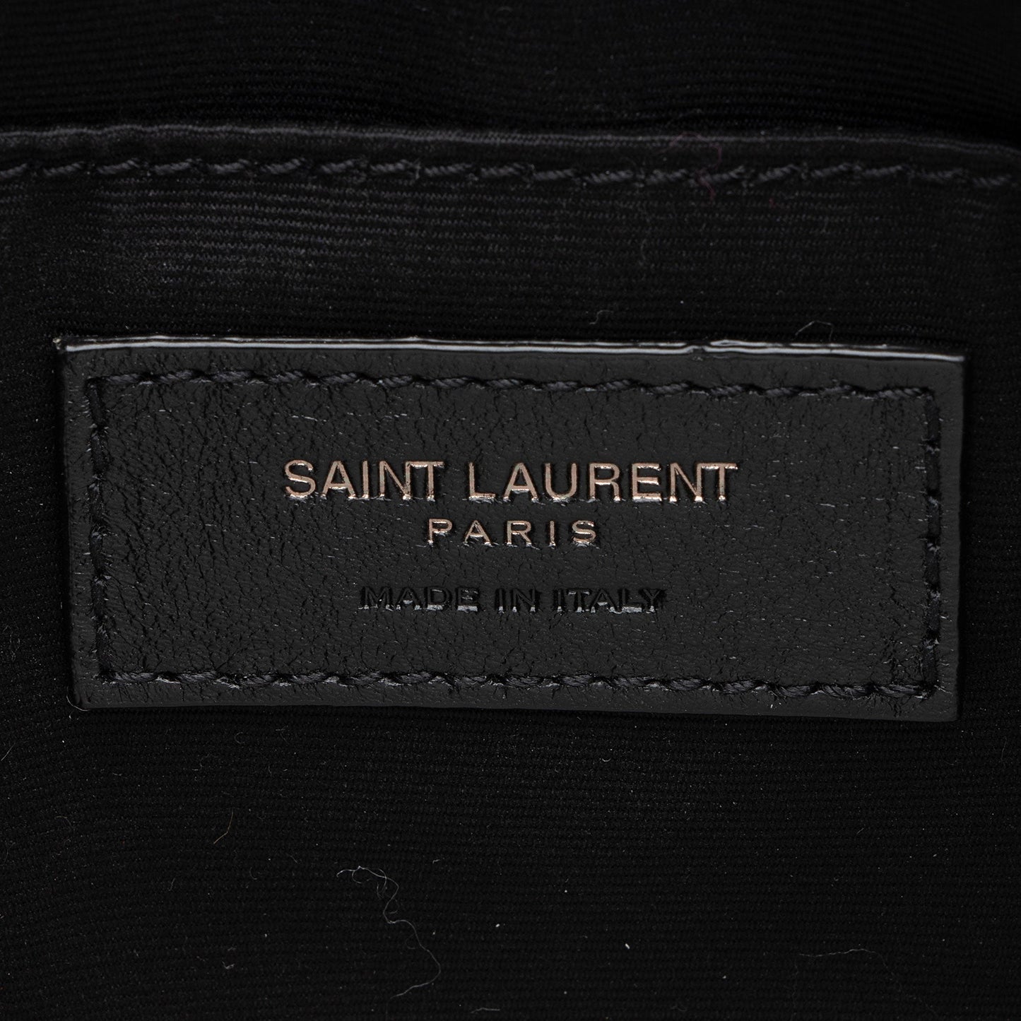 Saint Laurent Matelasse Calfskin Monogram Lou Camera Bag (SHF-SXIbwm)