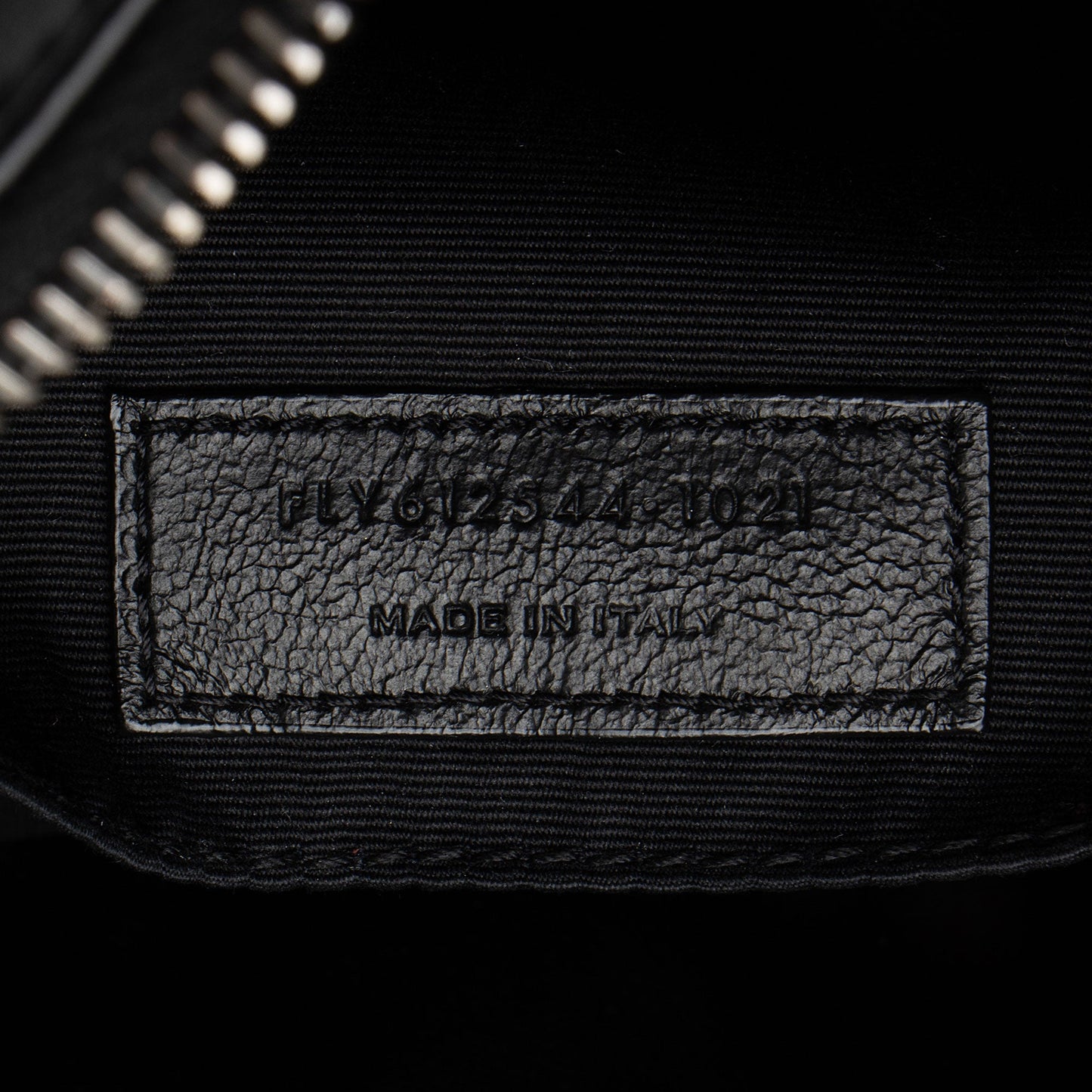 Saint Laurent Matelasse Calfskin Monogram Lou Camera Bag (SHF-rTeesm)