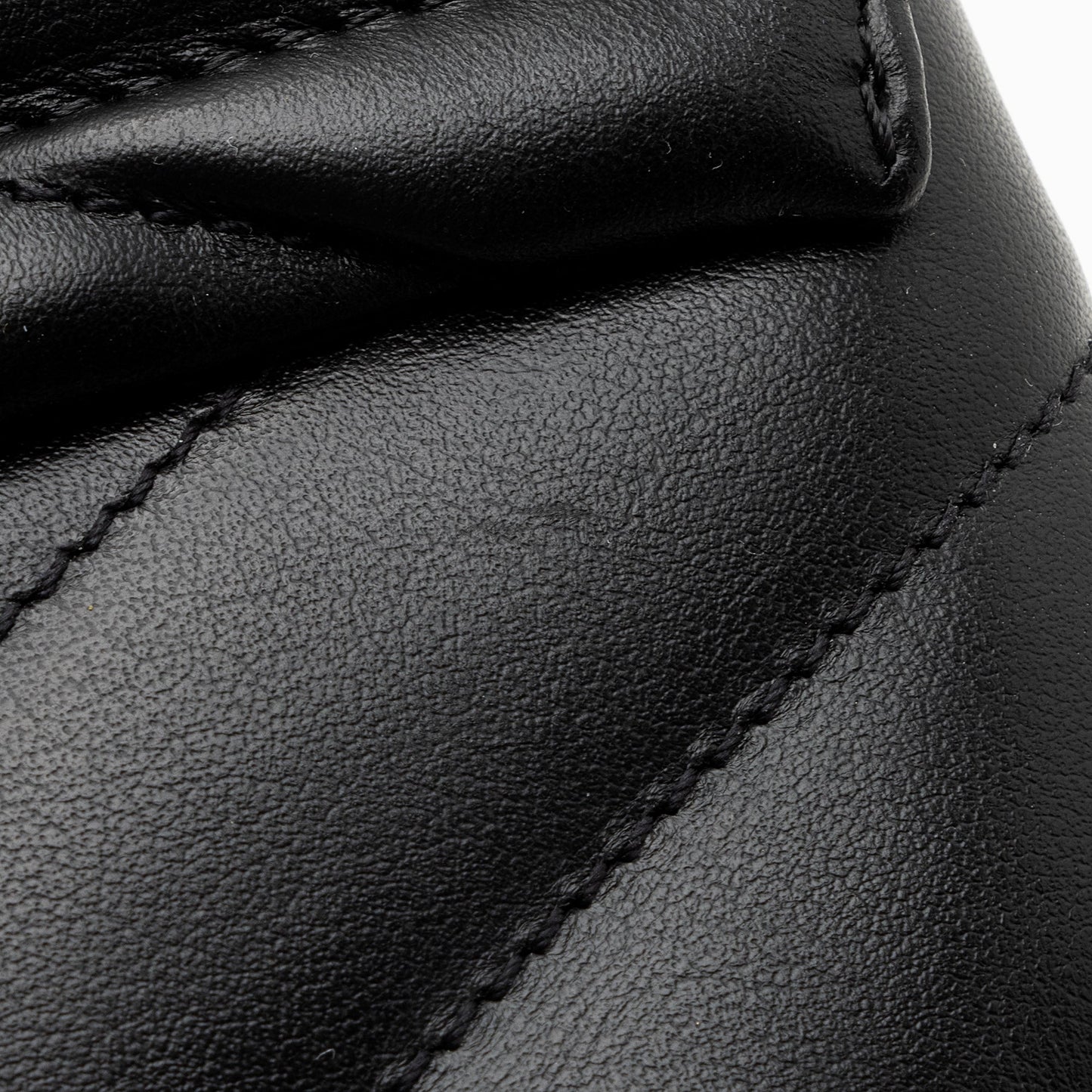 Saint Laurent Matelasse Calfskin Monogram LouLou Chain Medium Shoulder Bag (SHF-22876)