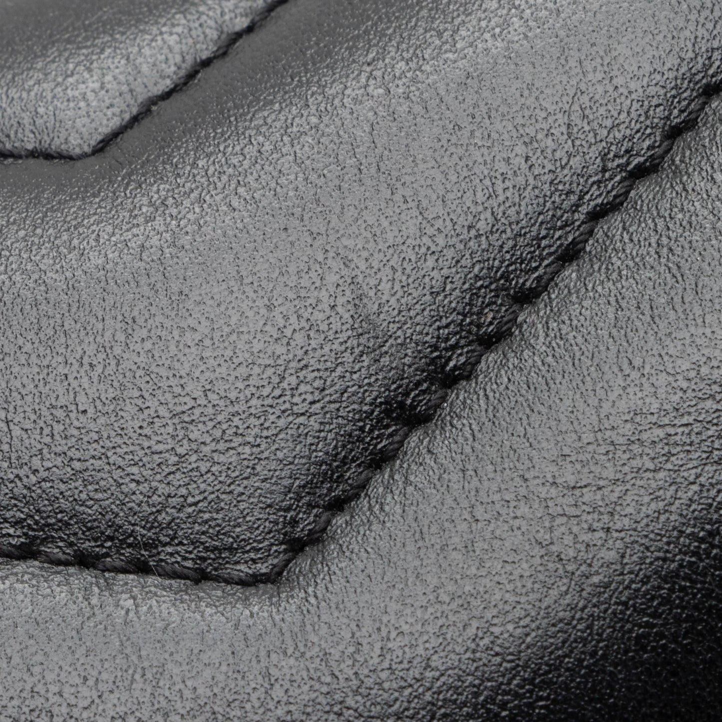 Saint Laurent Matelasse Calfskin Monogram LouLou Chain Medium Shoulder Bag (SHF-23572)