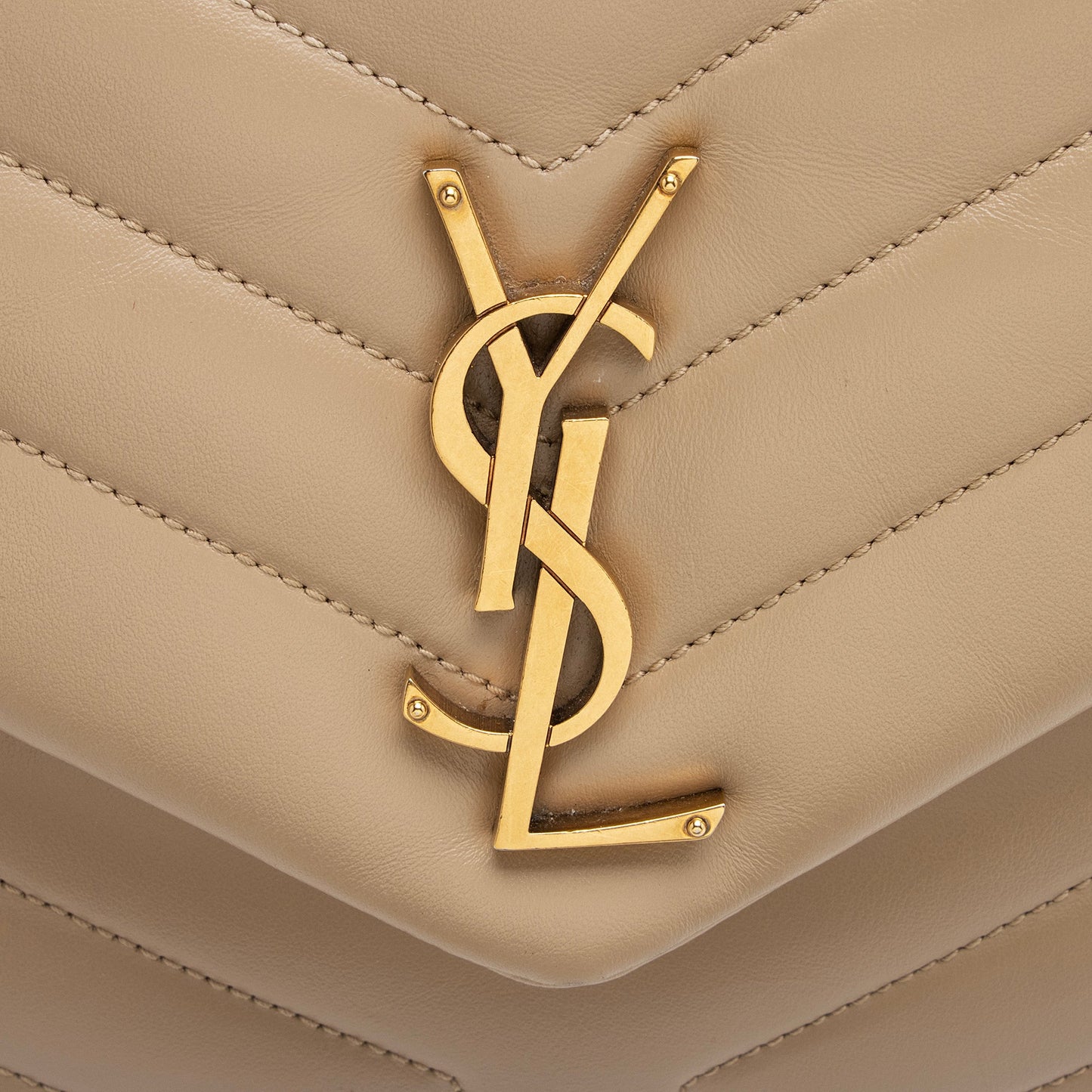 Saint Laurent Matelasse Calfskin Monogram LouLou Chain Medium Shoulder Bag (SHF-sdsp1l)