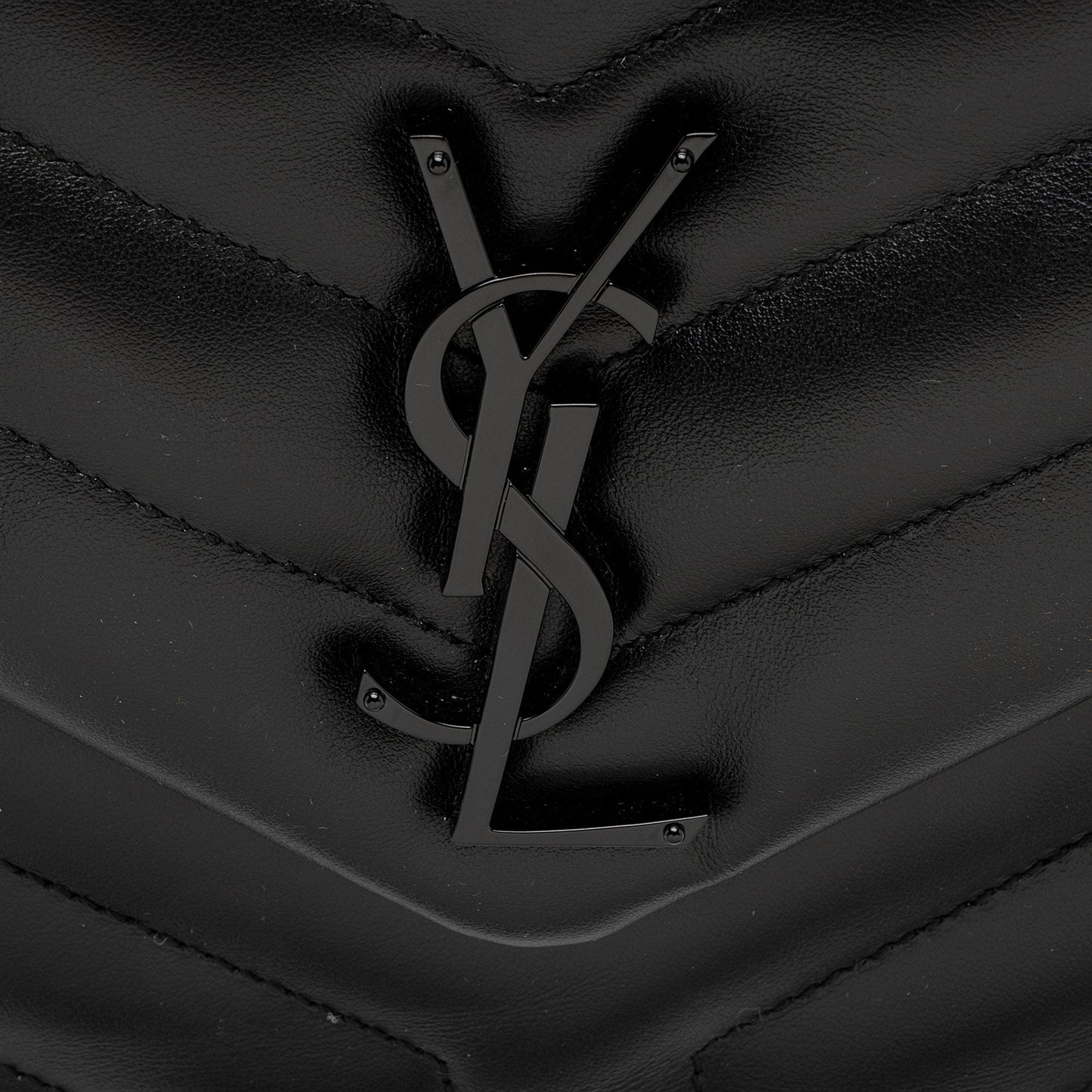 Saint Laurent Matelasse Calfskin Monogram LouLou Chain Medium Shoulder Bag (SHF-lzCev2)