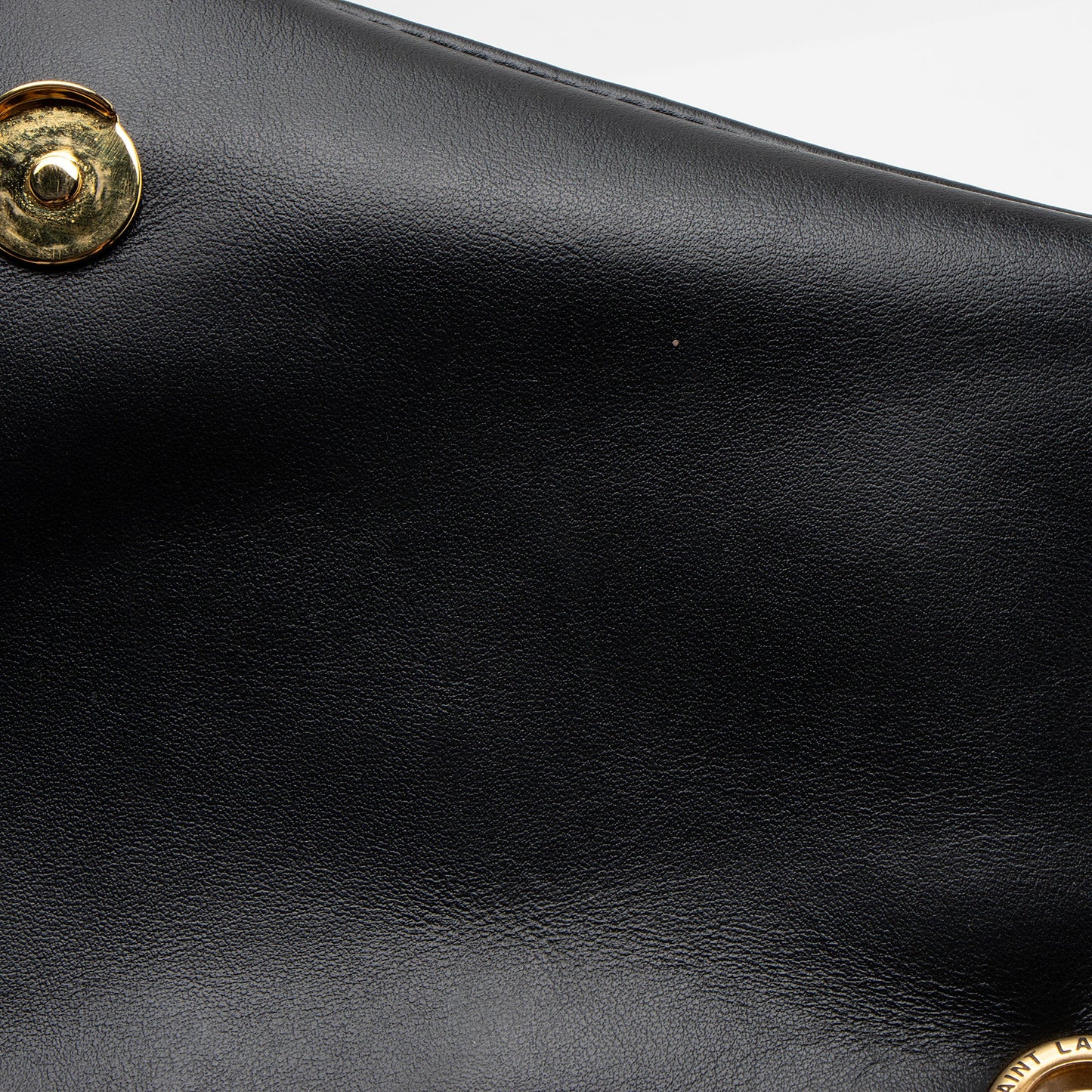 Saint Laurent Matelasse Calfskin Monogram LouLou Chain Medium Shoulder Bag (SHF-QYlKsA)