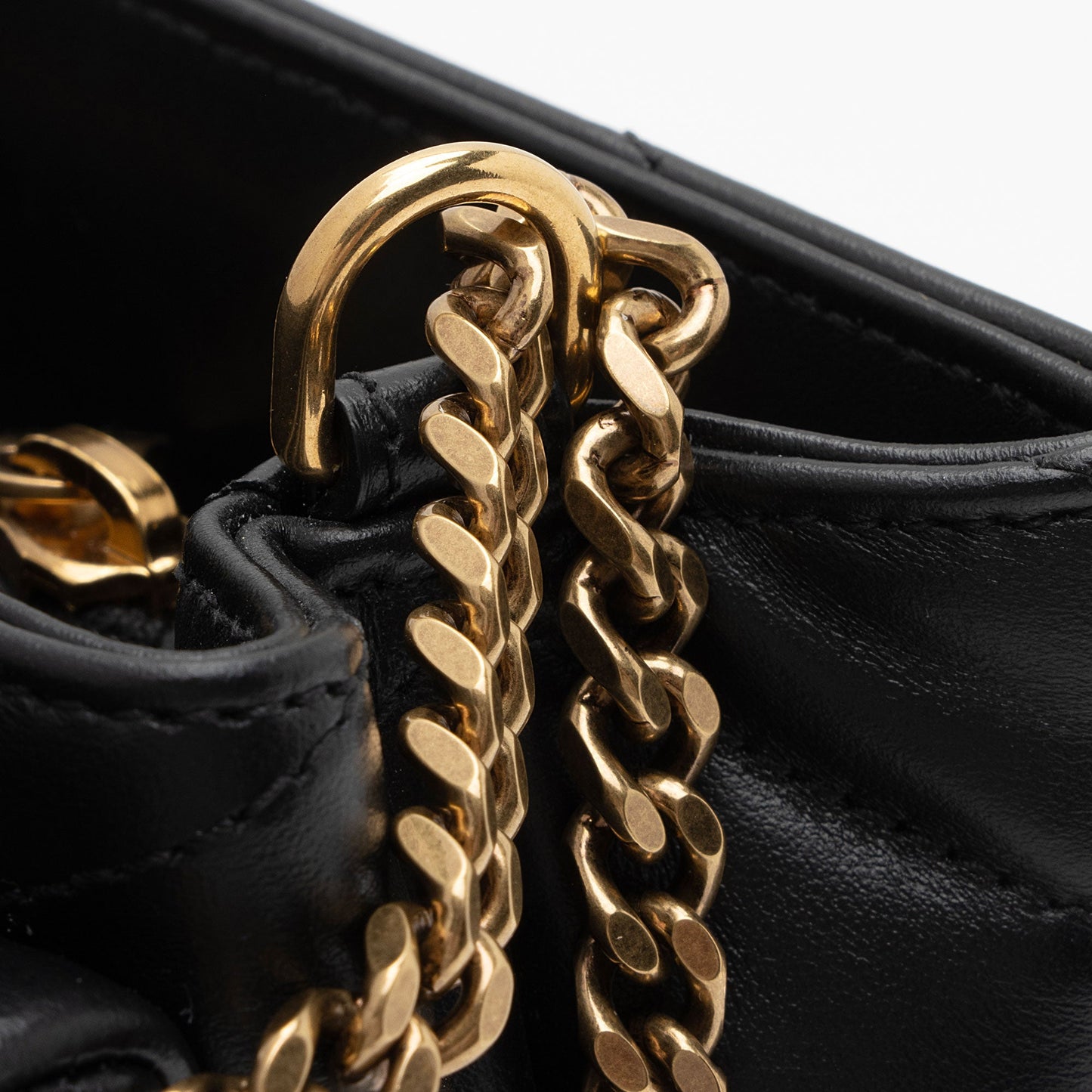 Saint Laurent Matelasse Calfskin Monogram LouLou Chain Small Crossbody Bag (SHF-8sE3HH)