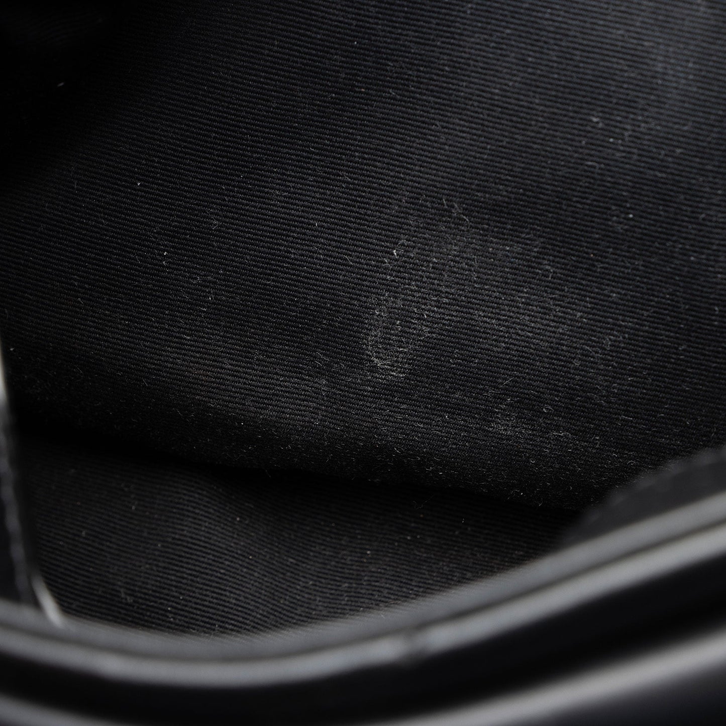 Saint Laurent Matelasse Calfskin Monogram LouLou Chain Small Crossbody Bag (SHF-s725vF)