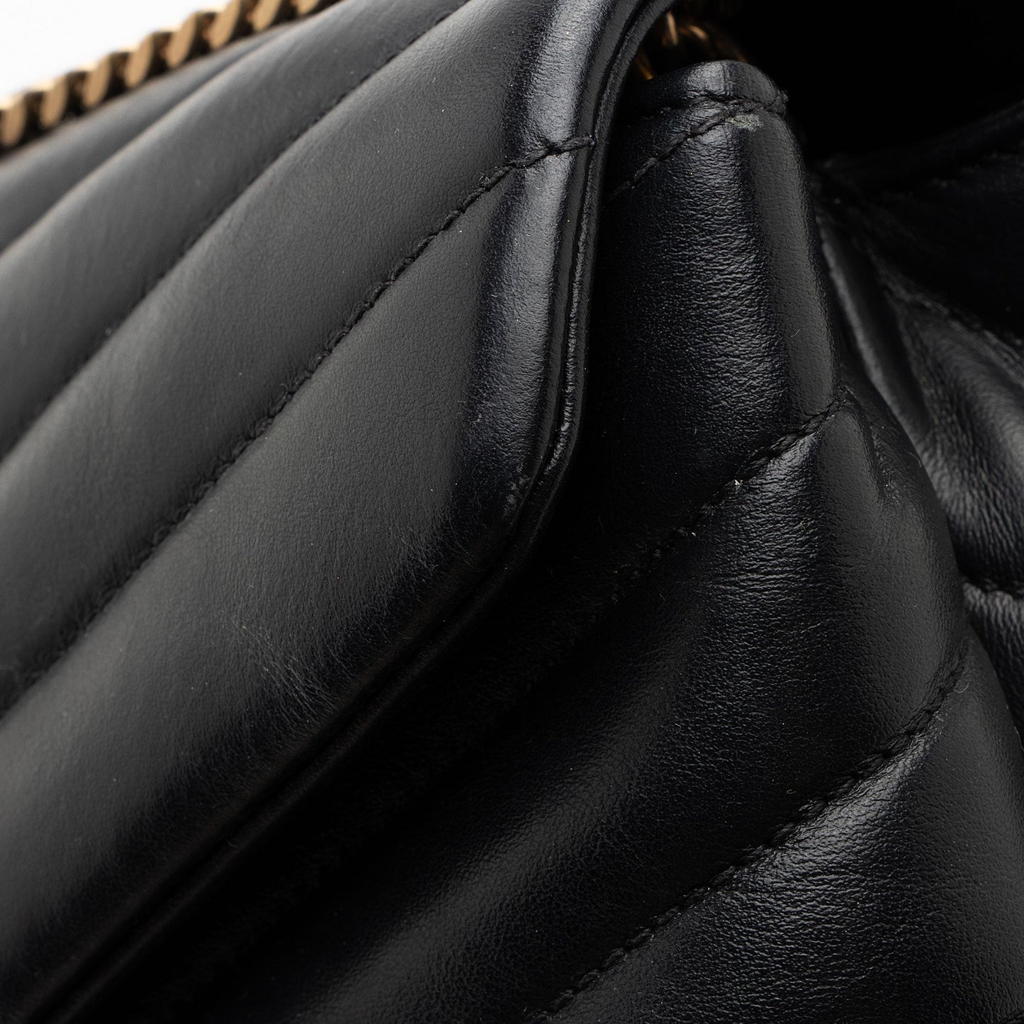 Saint Laurent Matelasse Calfskin Monogram LouLou Chain Small Crossbody Bag (SHF-s725vF)