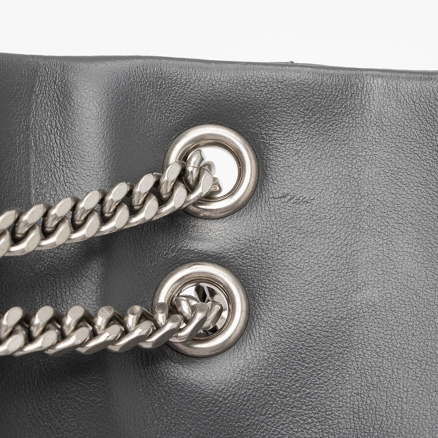 Saint Laurent Matelasse Calfskin Monogram LouLou Chain Small Crossbody (SHF-B5OsZv)