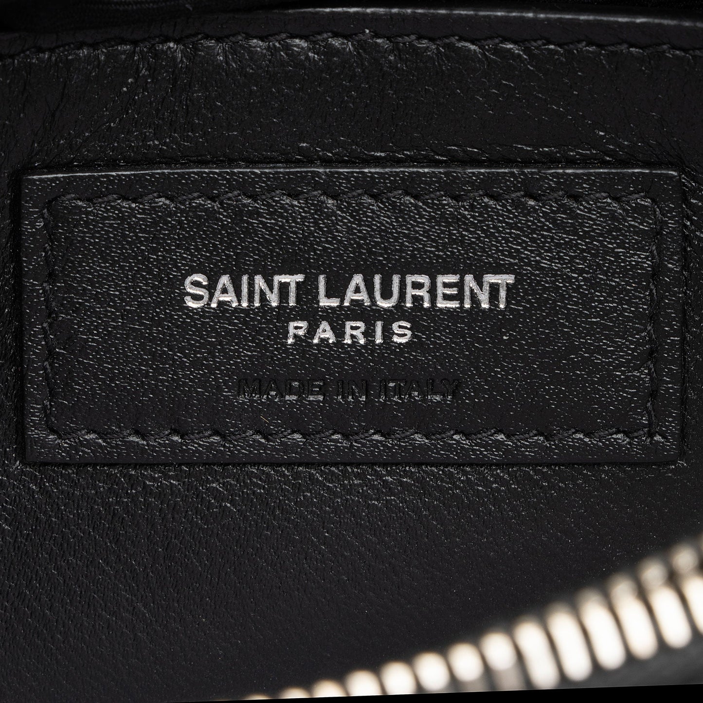 Saint Laurent Matelasse Calfskin Monogram LouLou Chain Small Crossbody (SHF-B5OsZv)