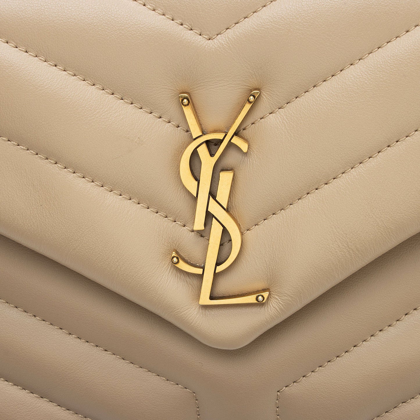 Saint Laurent Matelasse Calfskin Monogram LouLou Chain Small Crossbody (SHF-XSfoNV)