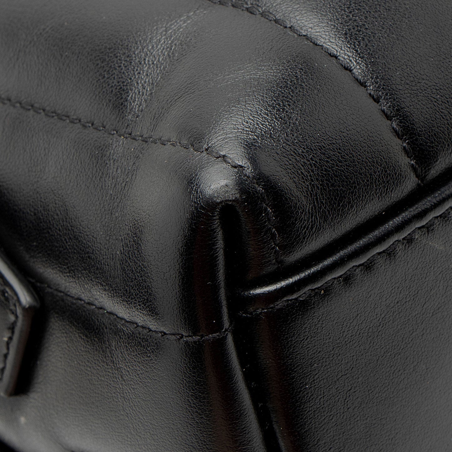 Saint Laurent Matelasse Calfskin Monogram LouLou Medium Backpack (SHF-m1rXfW)