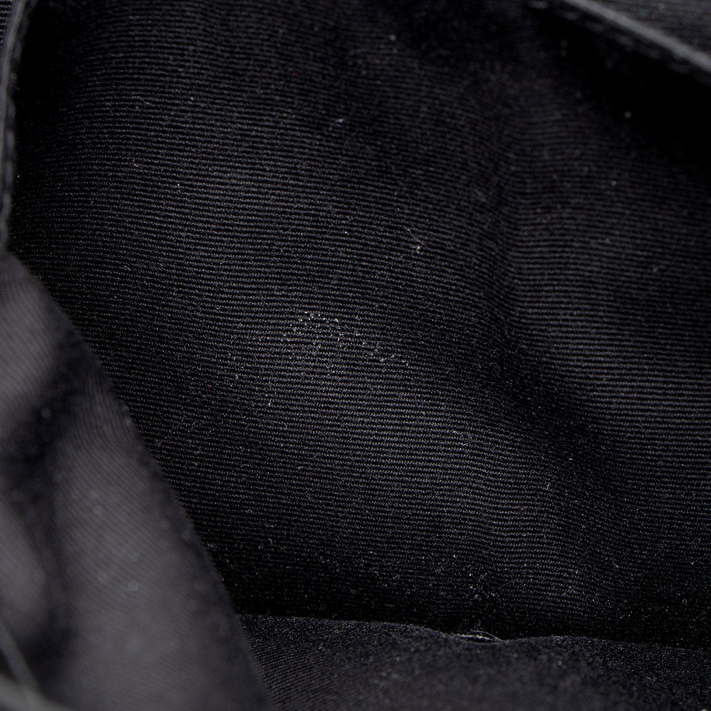Saint Laurent Matelasse Calfskin Monogram LouLou Medium Backpack (SHF-TSOSNw)