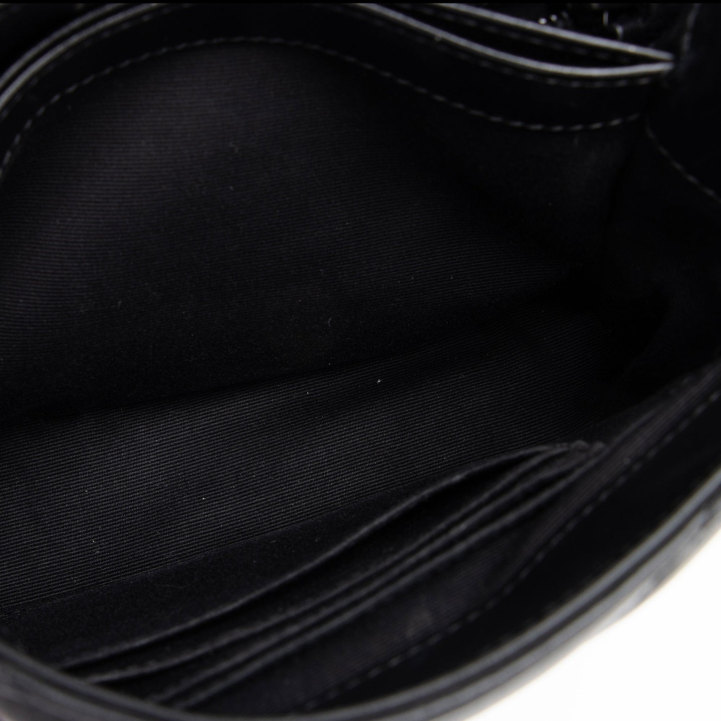 Saint Laurent Matelasse Calfskin Monogram LouLou Toy Crossbody (SHF-mABiaH)