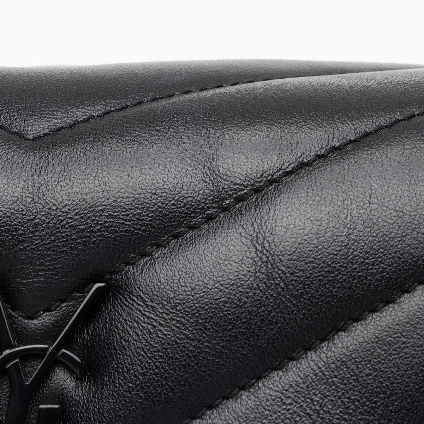 Saint Laurent Matelasse Calfskin Monogram LouLou Toy Crossbody (SHF-mABiaH)