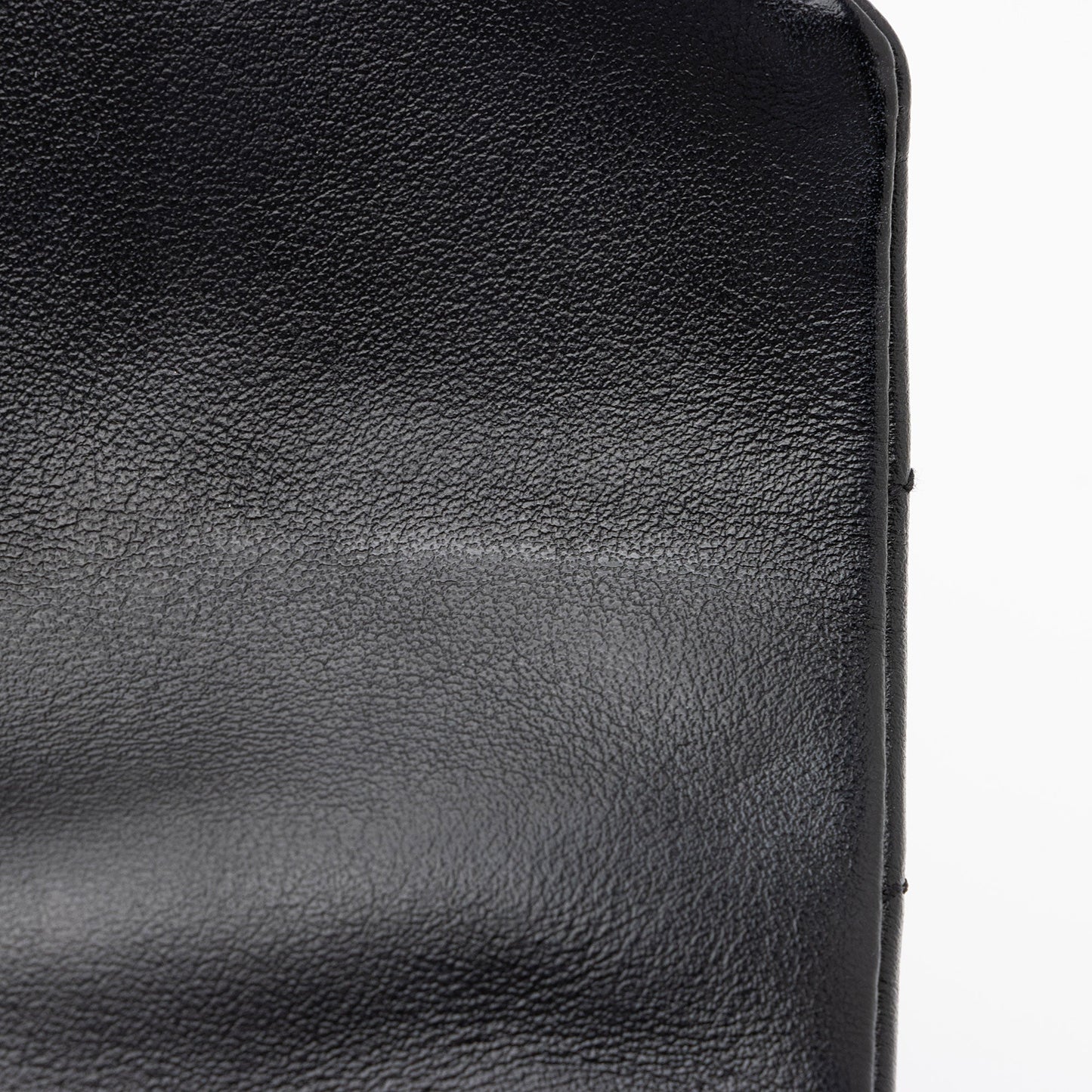 Saint Laurent Matelasse Calfskin Monogram LouLou Toy Crossbody (SHF-mABiaH)