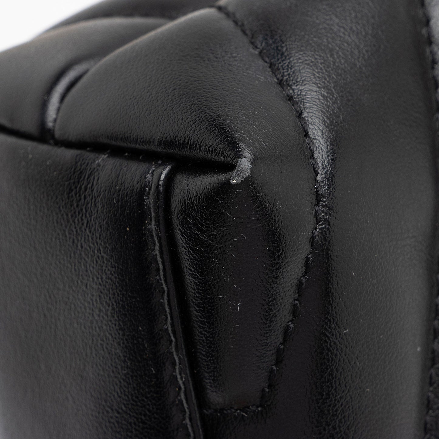 Saint Laurent Matelasse Calfskin Monogram LouLou Toy Crossbody (SHF-mABiaH)