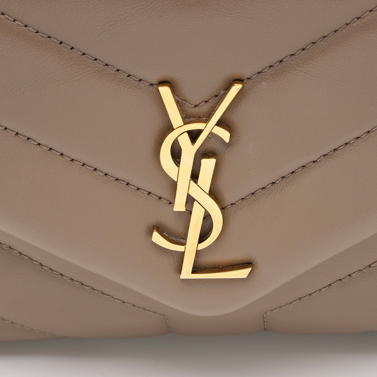 Saint Laurent Matelasse Calfskin Monogram LouLou Toy Crossbody Bag (SHF-ldIeOn)