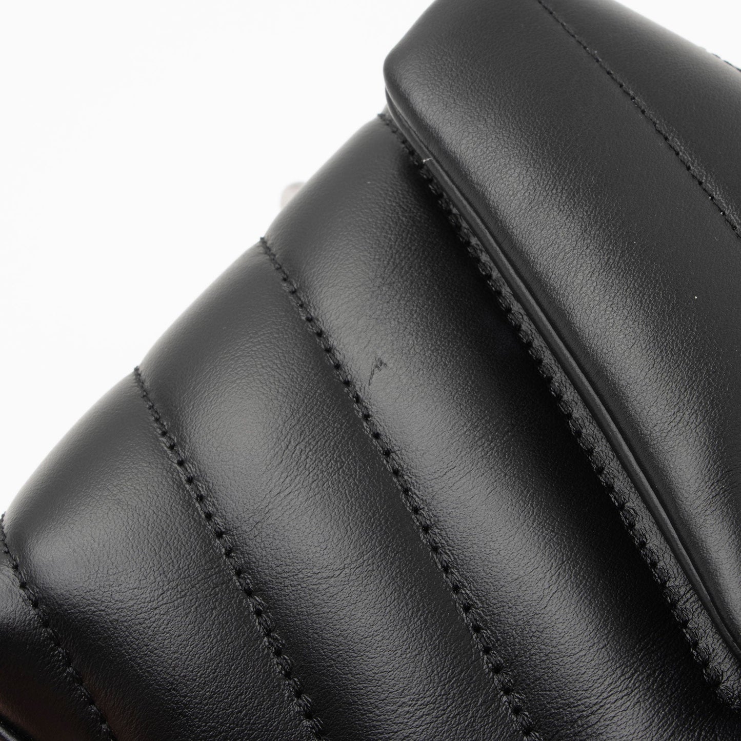 Saint Laurent Matelasse Calfskin Monogram LouLou Toy Crossbody Bag (SHF-6p3TFw)