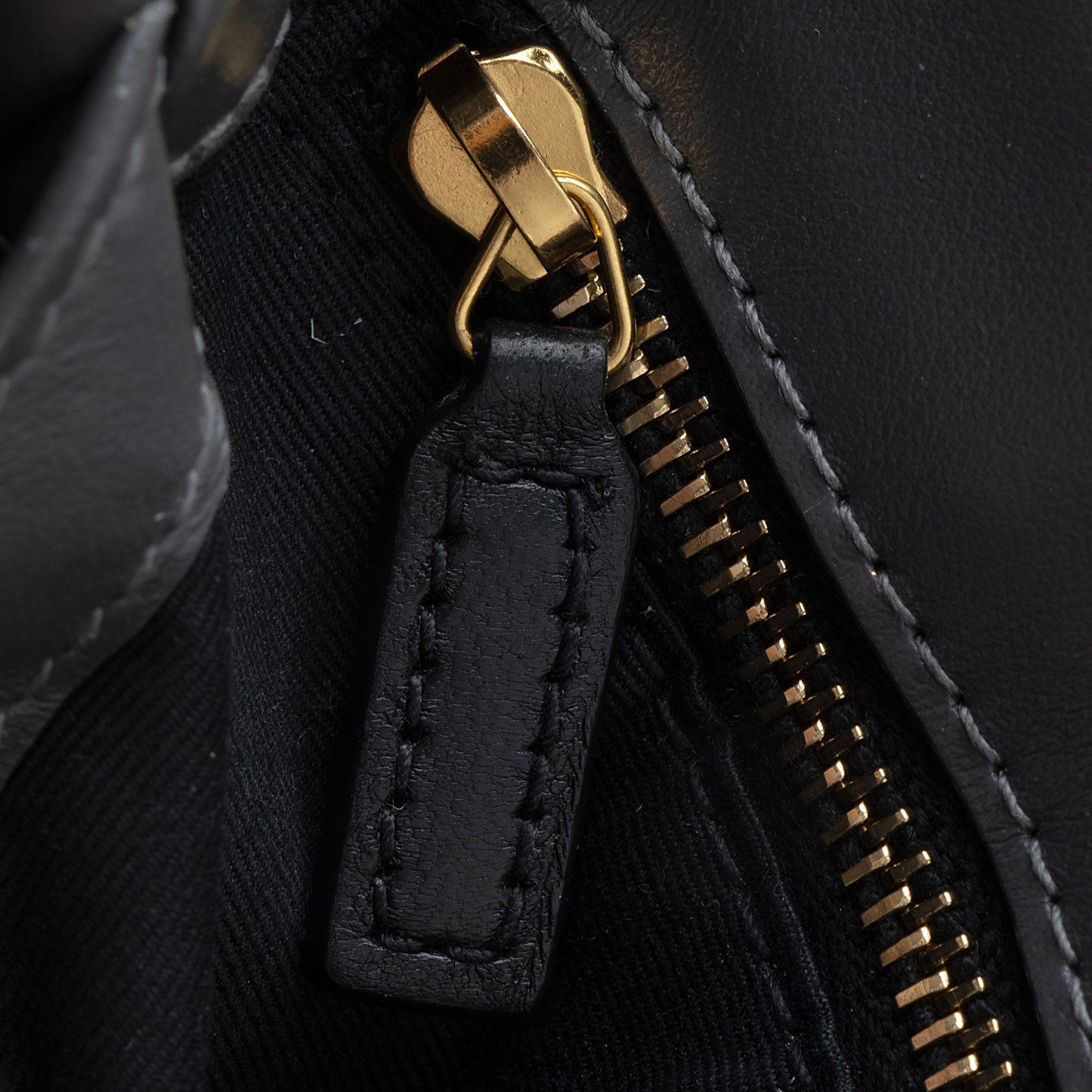 Saint Laurent Matelasse Calfskin Monogram LouLou Toy Crossbody (SHF-P5Bzym)