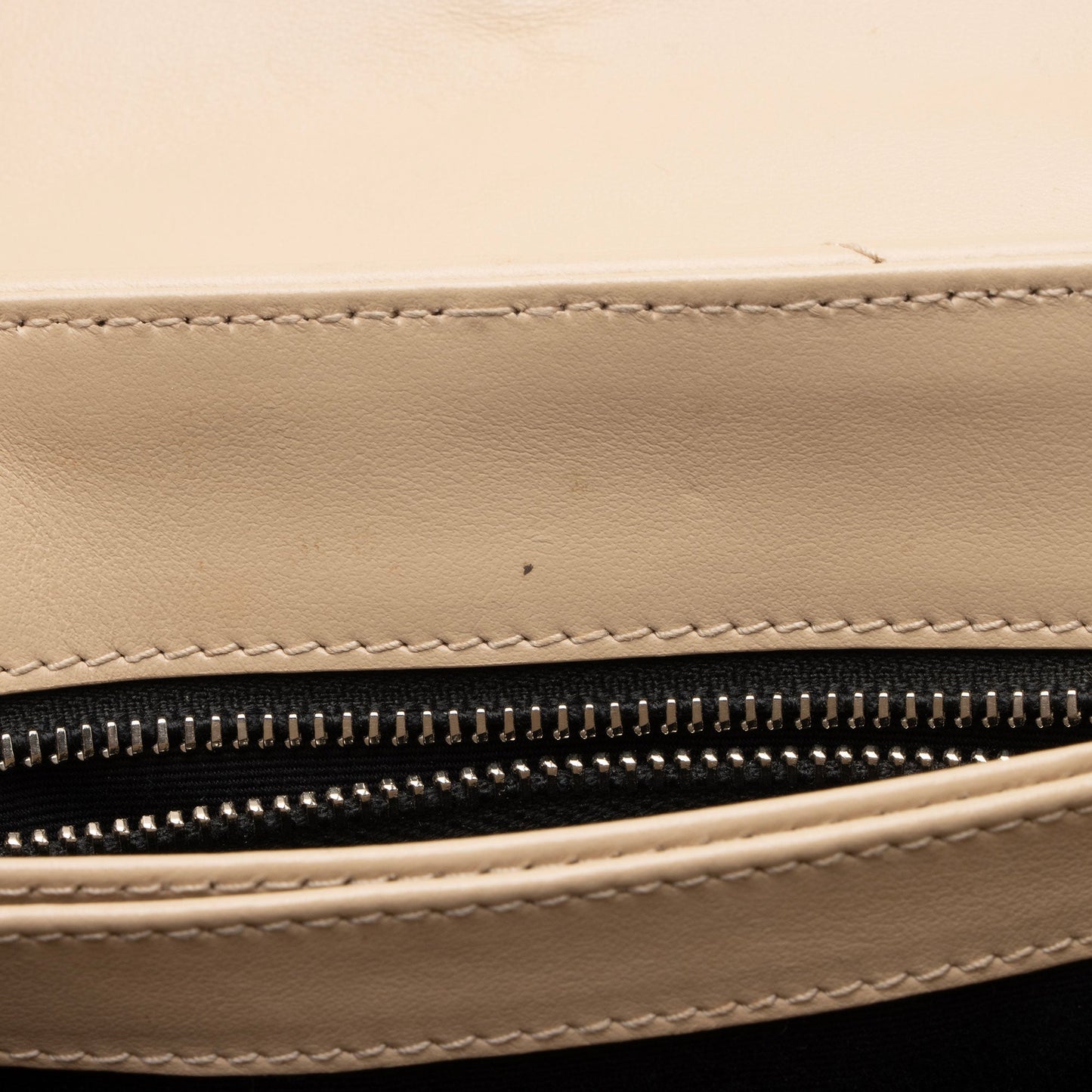Saint Laurent Matelasse Calfskin Monogram LouLou Toy Crossbody (SHF-arg7wt)