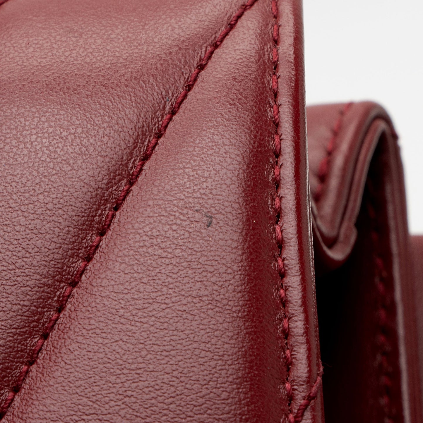 Saint Laurent Matelasse Calfskin Monogram LouLou Toy Crossbody (SHF-PXzdWg)