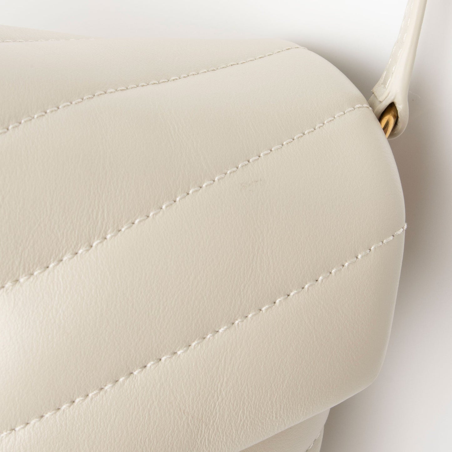 Saint Laurent Matelasse Calfskin Monogram LouLou Toy Crossbody (SHF-YCD9dJ)