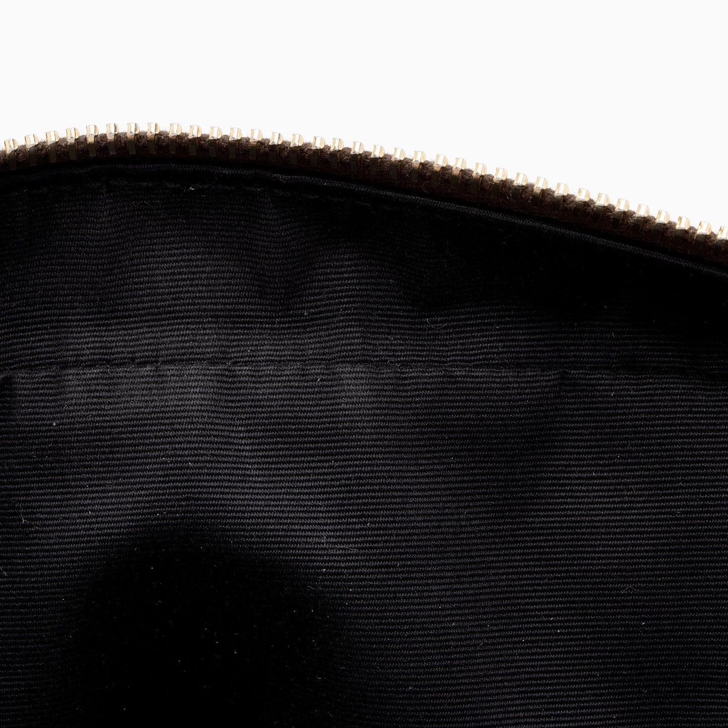Saint Laurent Raffia Calfskin Monogram Lou Camera Bag (SHF-PUUOKP)