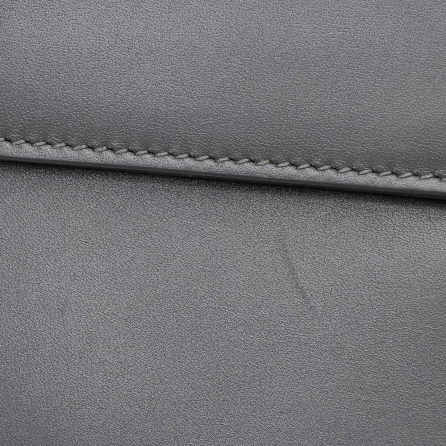 Saint Laurent Smooth Calfskin Le Maillon Shoulder Bag (SHF-23712)