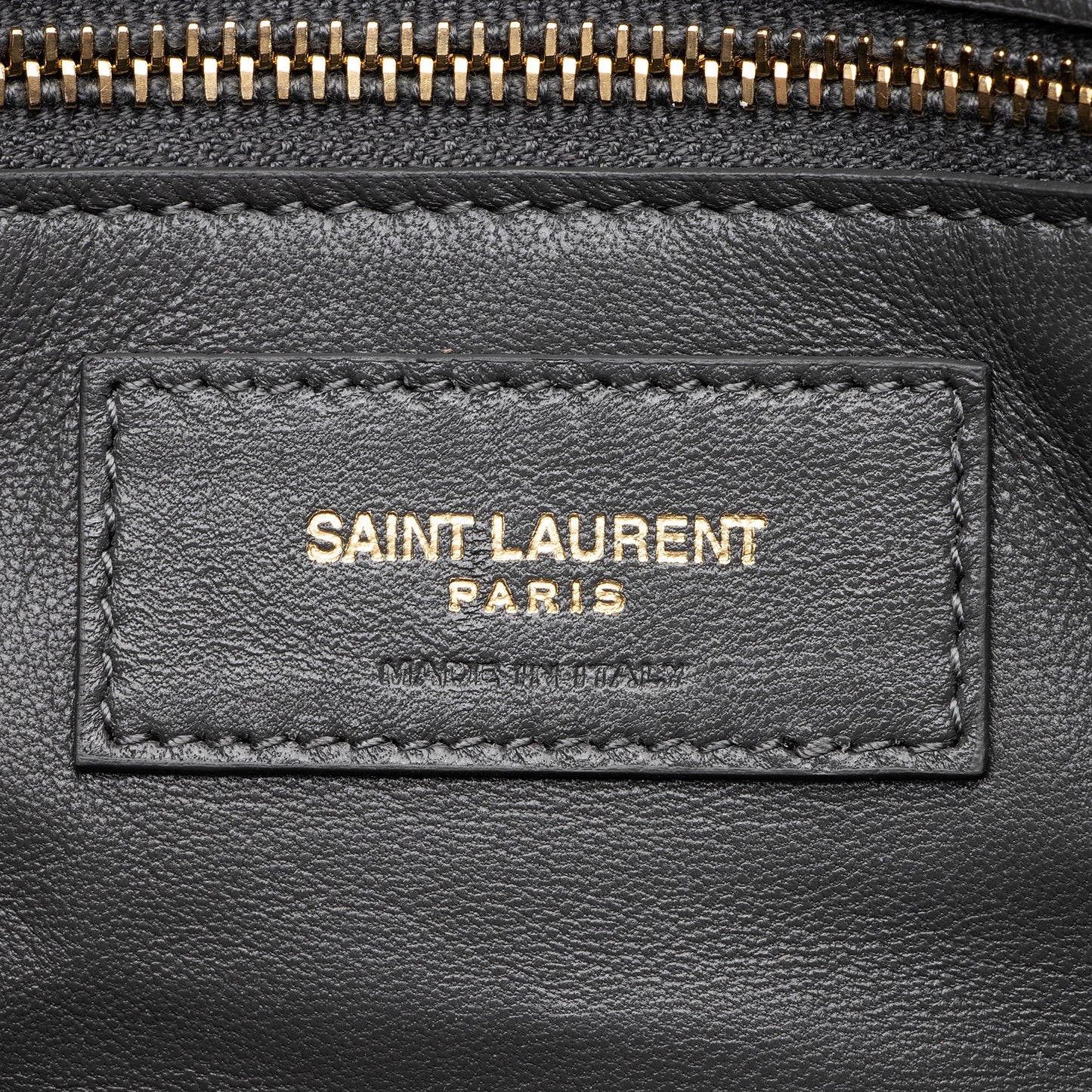 Saint Laurent Smooth Calfskin Le Maillon Shoulder Bag (SHF-23712)