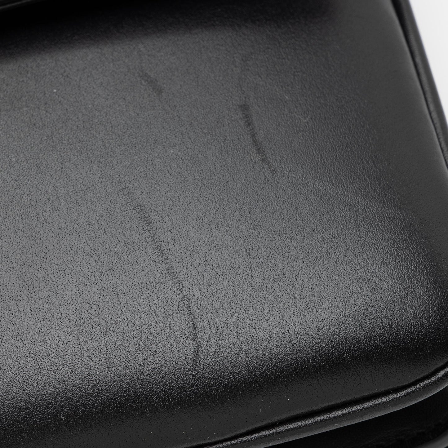 Saint Laurent Smooth Calfskin Le Maillon Shoulder Bag (SHF-1cEBlW)