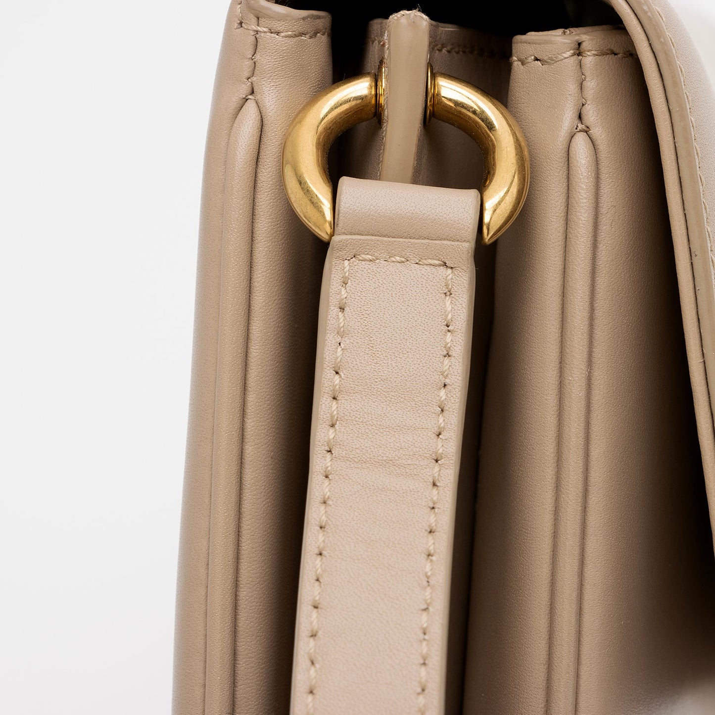 Saint Laurent Smooth Calfskin Le Maillon Shoulder Bag (SHF-ykAnZ1)
