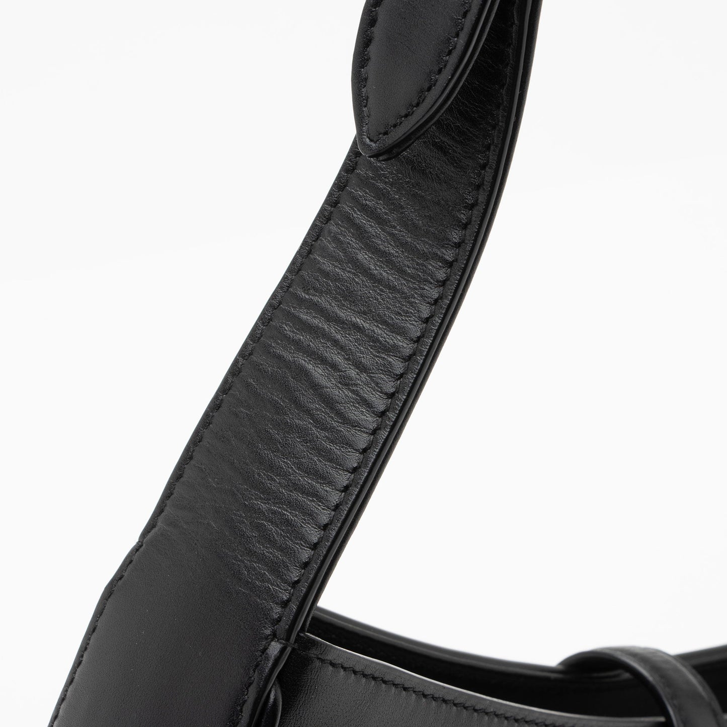 Saint Laurent Smooth Calfskin Monogram Le 5 A 7 Hobo (SHF-X5WO2I)