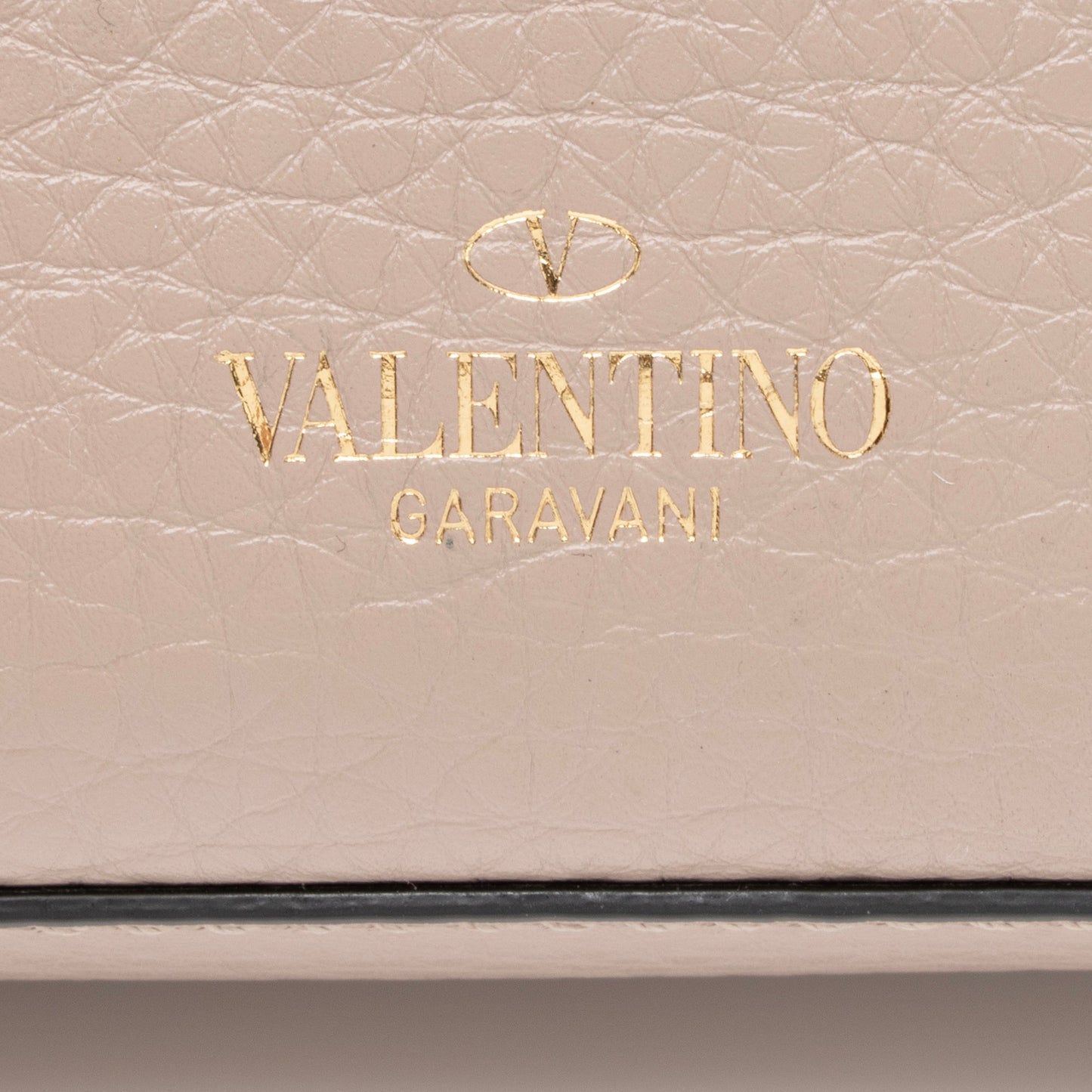 Valentino Grainy Calfskin Rockstud Flap Small Crossbody Bag (SHF-23894)