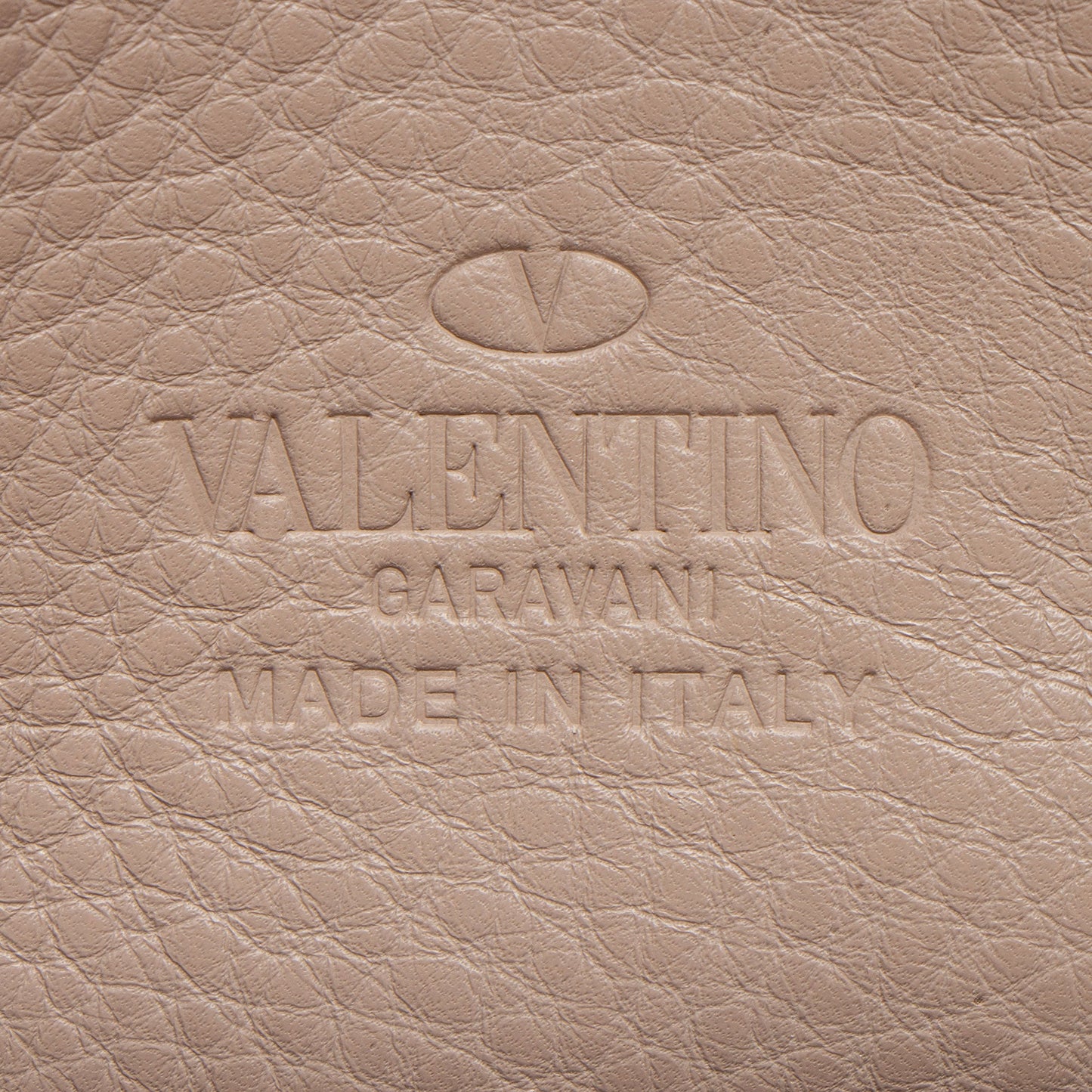 Valentino Grainy Calfskin Rockstud Flap Small Crossbody (SHF-yYGh00)