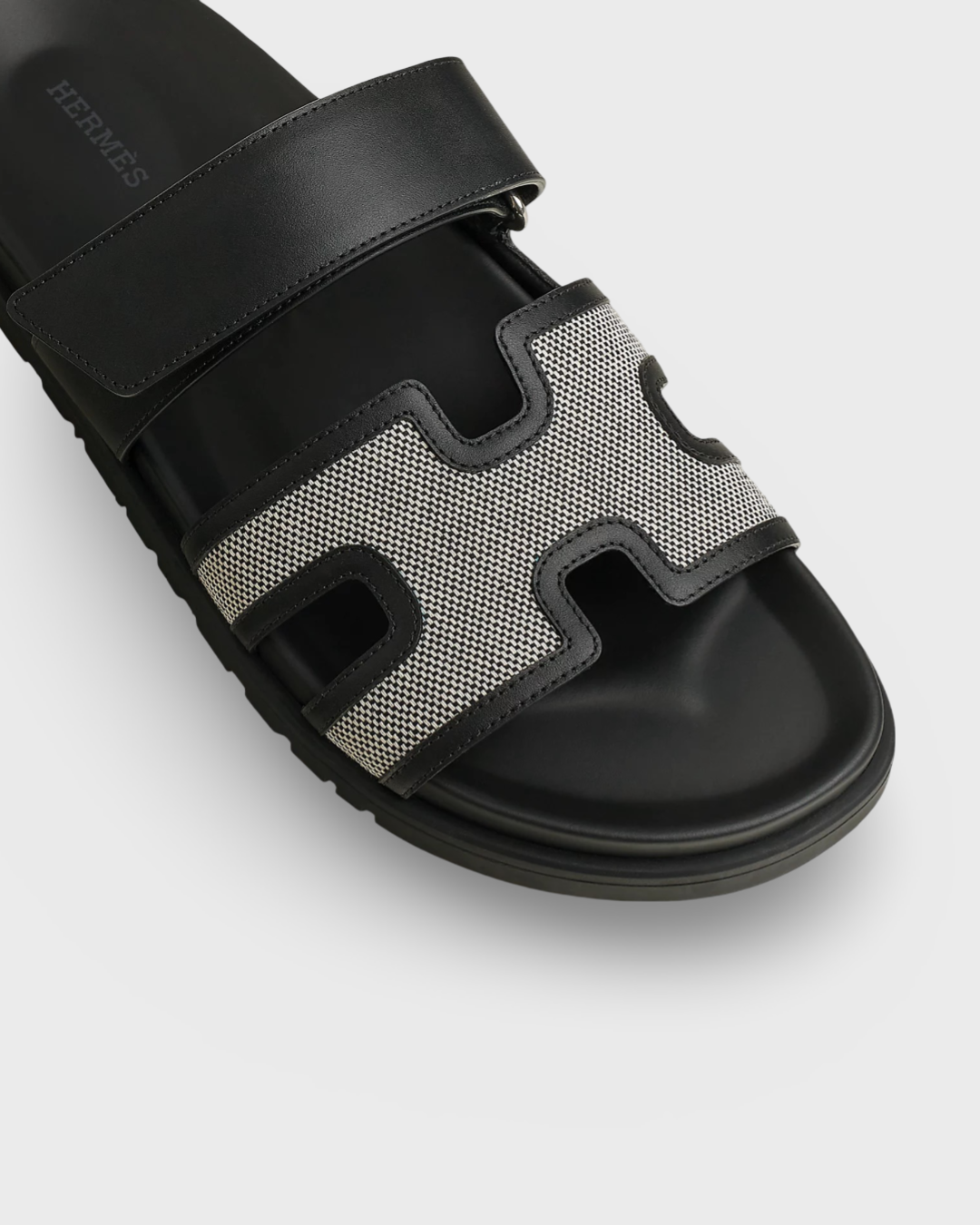 Hermes Chypre sandal Prunoir / Noir