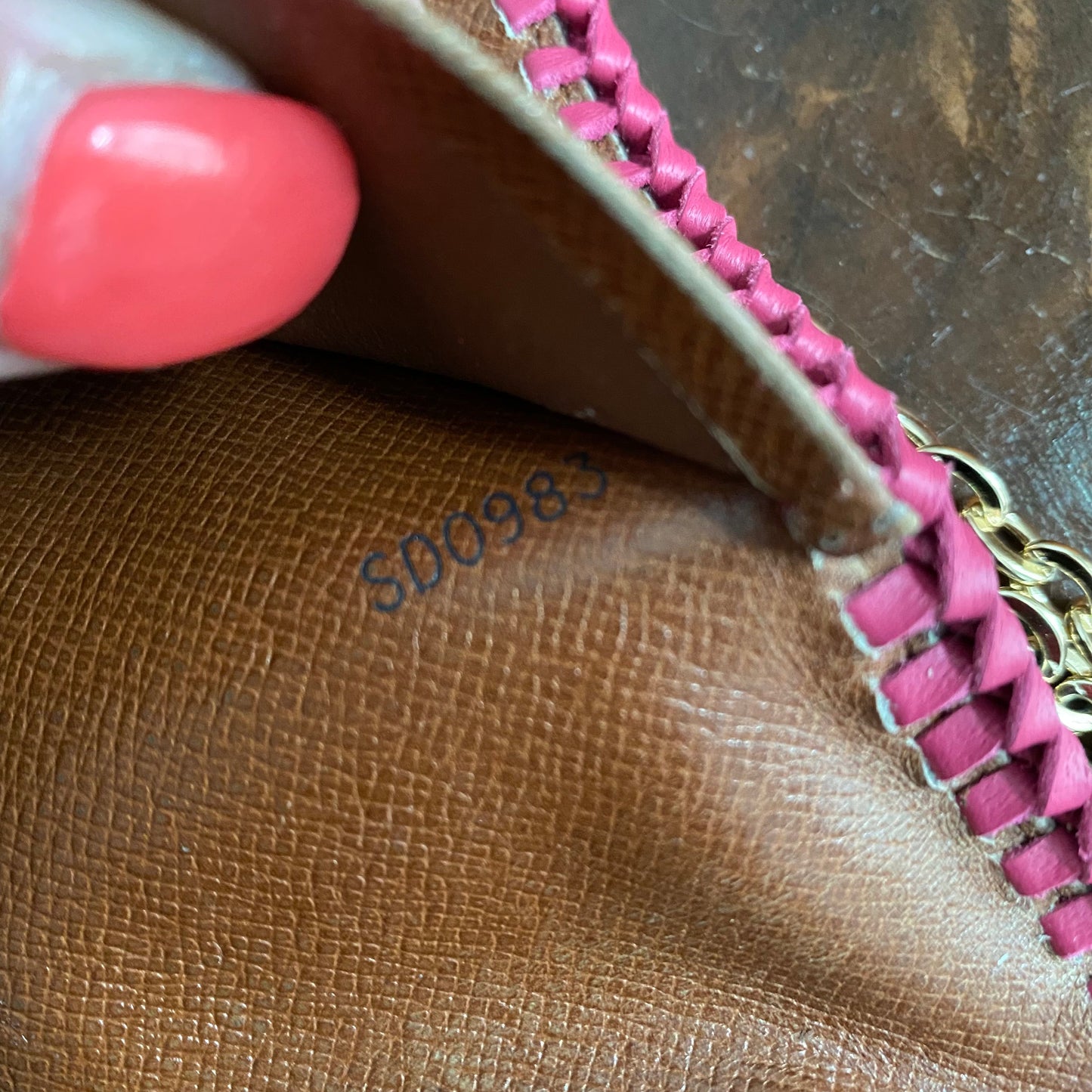 The Junco Wallet Crossbody -Orvis bags Monogram in Hot Pink