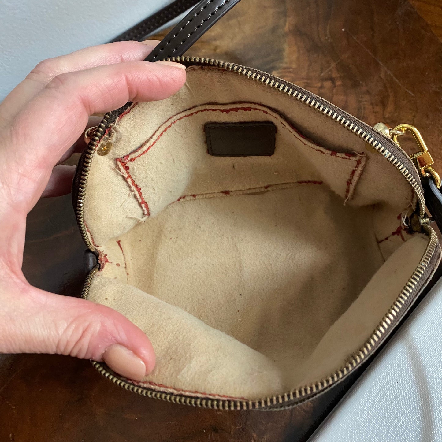 The Junco Crossbody Bag -Orvis bags Damier in Brown
