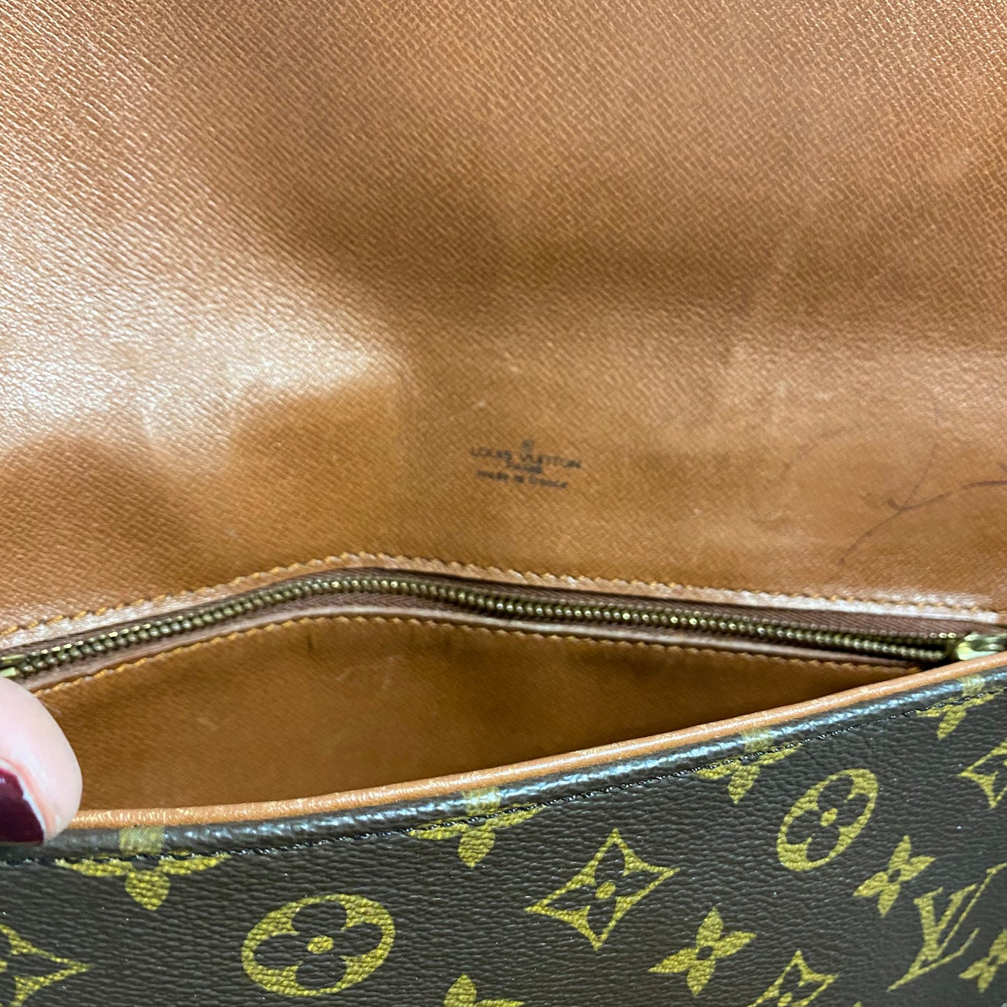 The Dove -Orvis bags Monogram in Black Crossbody
