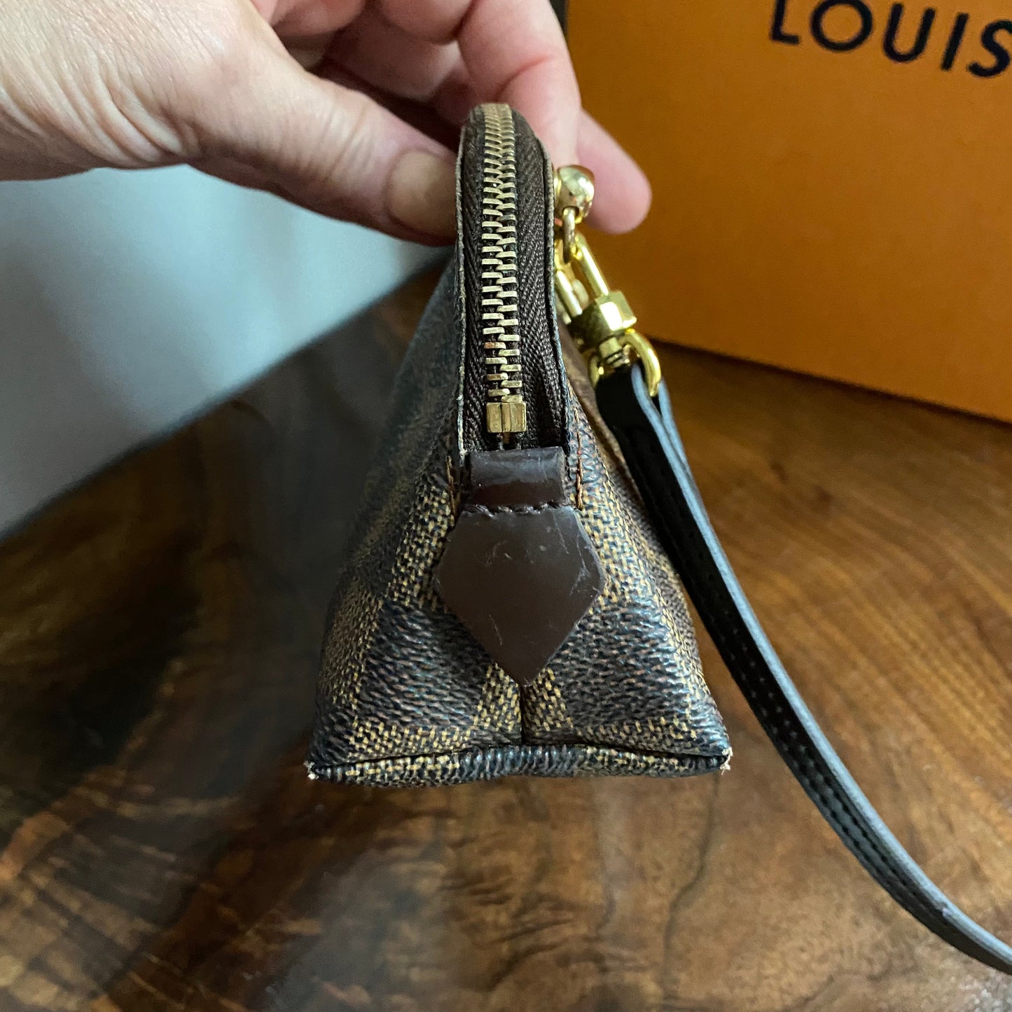 The Junco Crossbody Bag -Orvis bags Damier in Brown