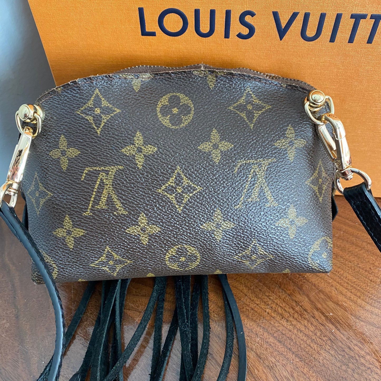The Junco Crossbody -Orvis bags Monogram in Black Fringe