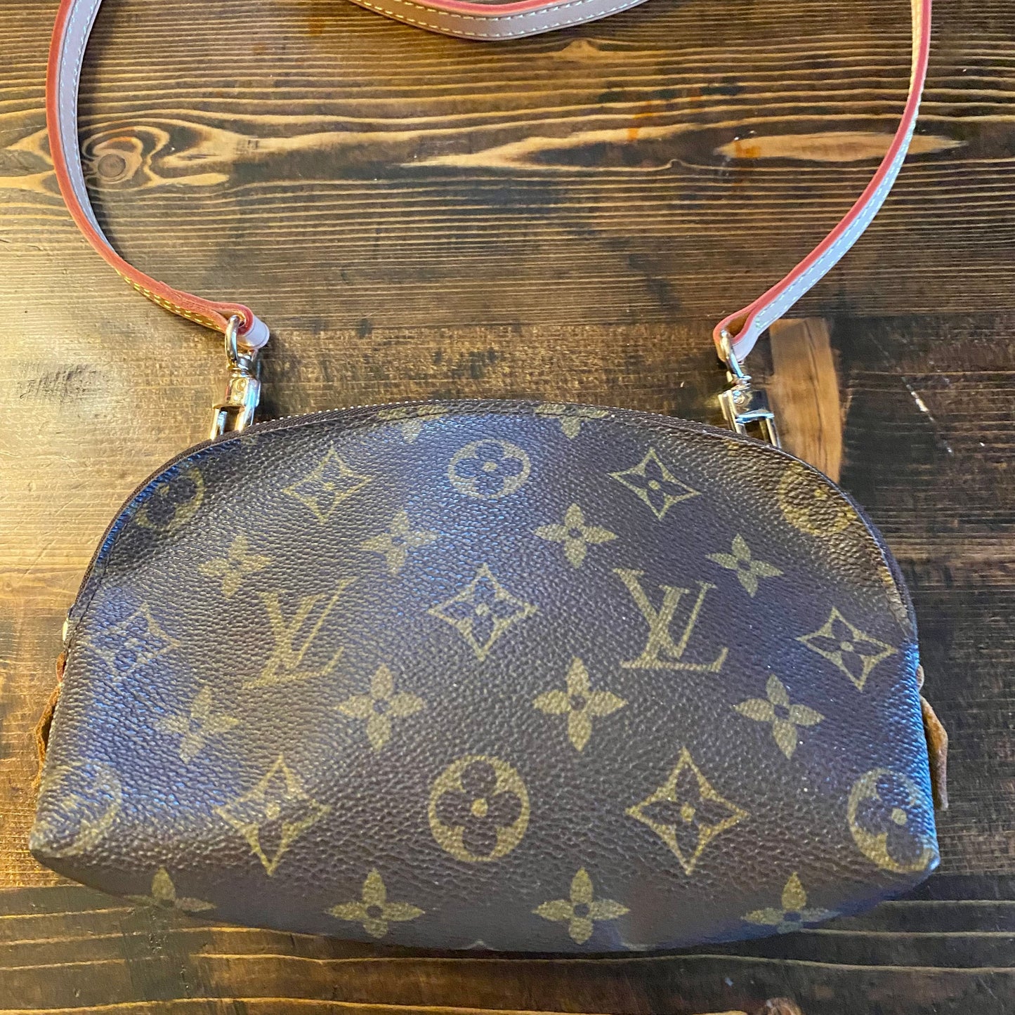 The Junco Crossbody Bag -Orvis bags Monogram