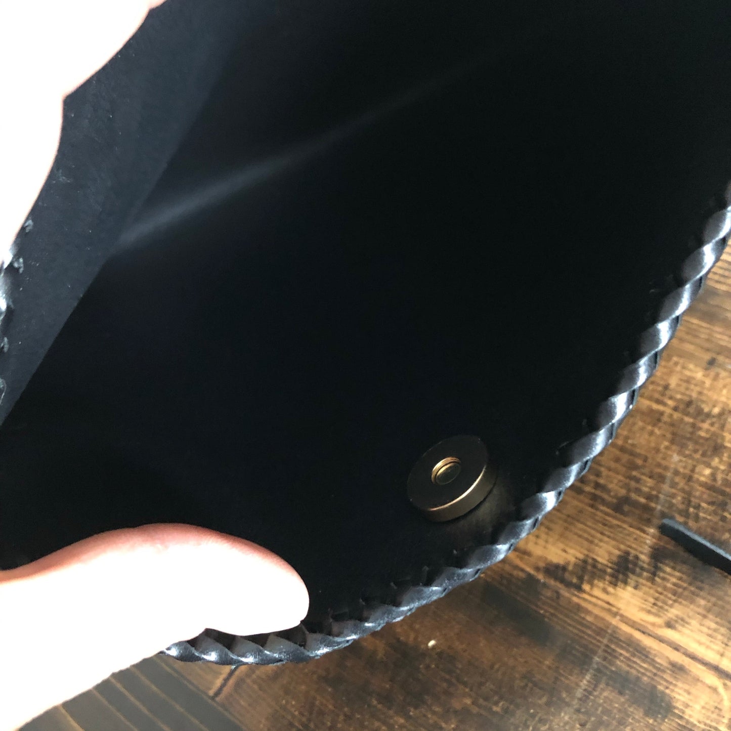 The Nuthatch -Orvis bags Monogram in Black Crossbody