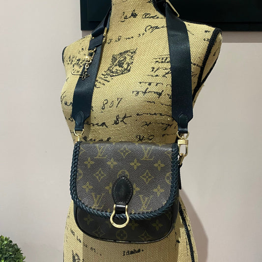 The Swift -Orvis bags Monogram in Black Crossbody