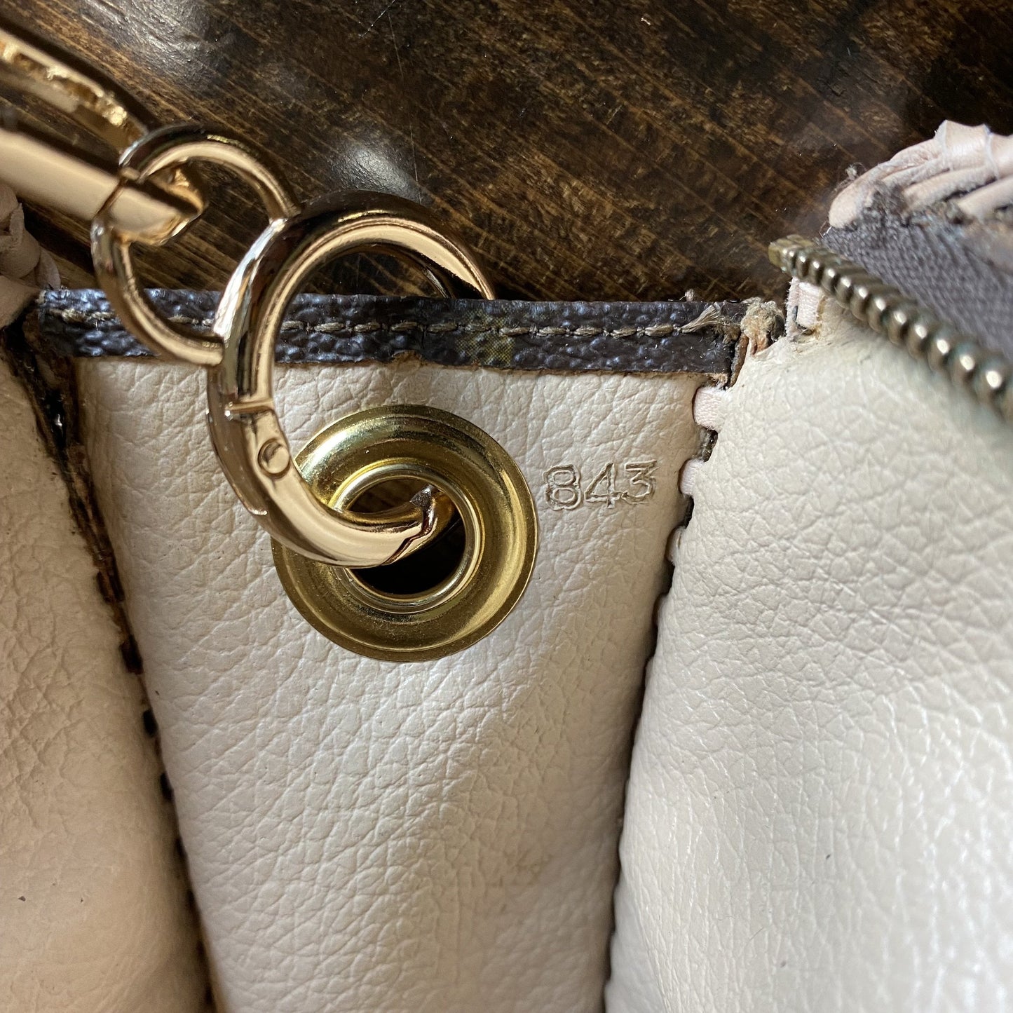 The Swan -Orvis bags Monogram in Vachetta Crossbody