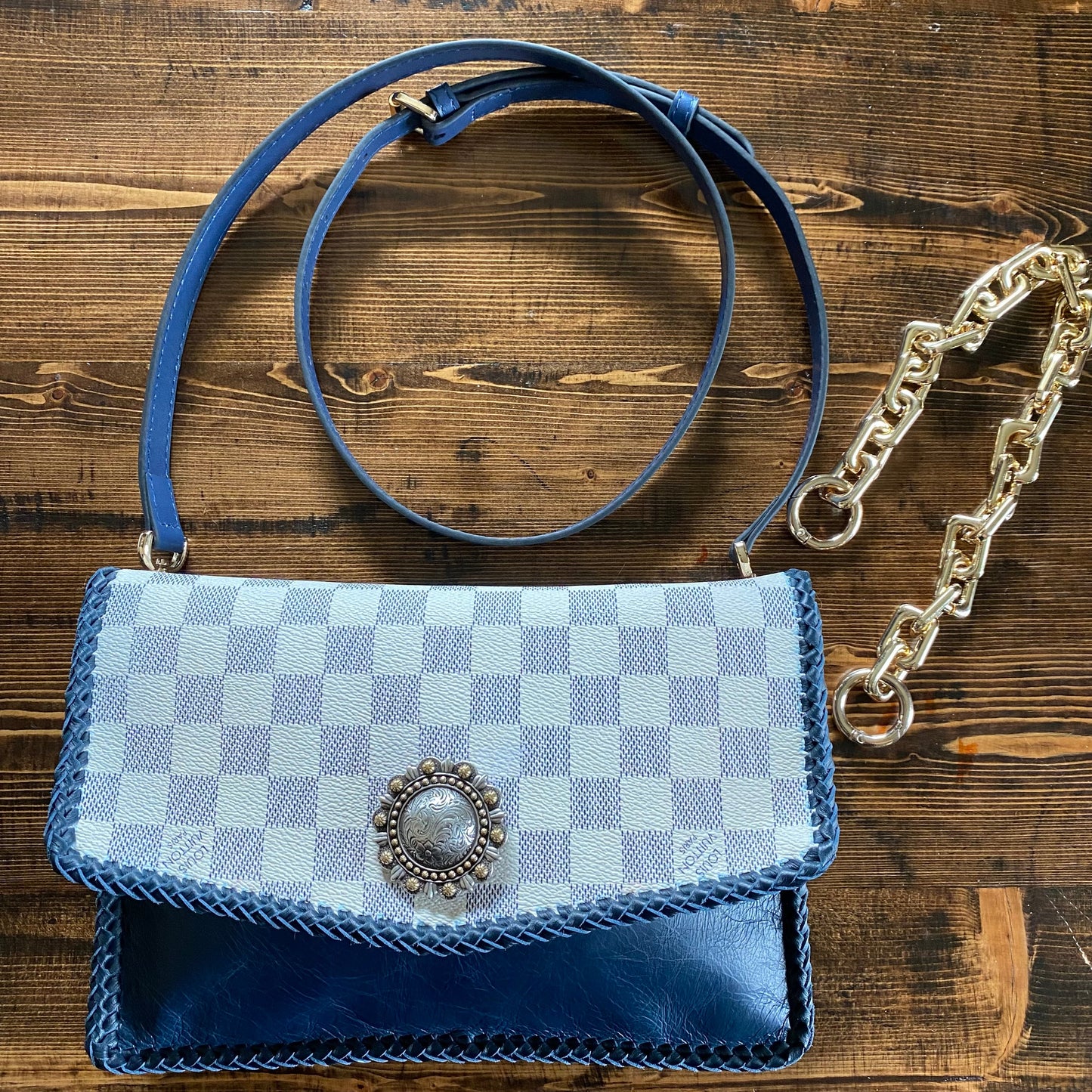 The Robin - Damier and BlueOrvis bags Crossbody Bag with Shorty Chain