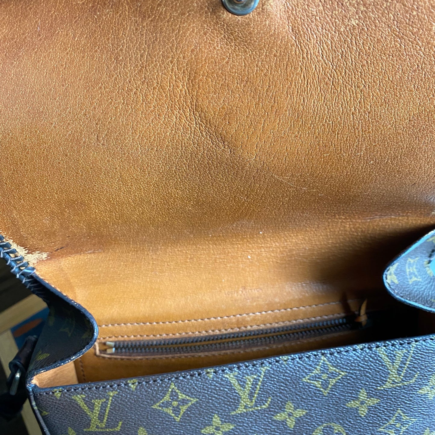 The Swift -Orvis bags Monogram in Chocolate Crossbody