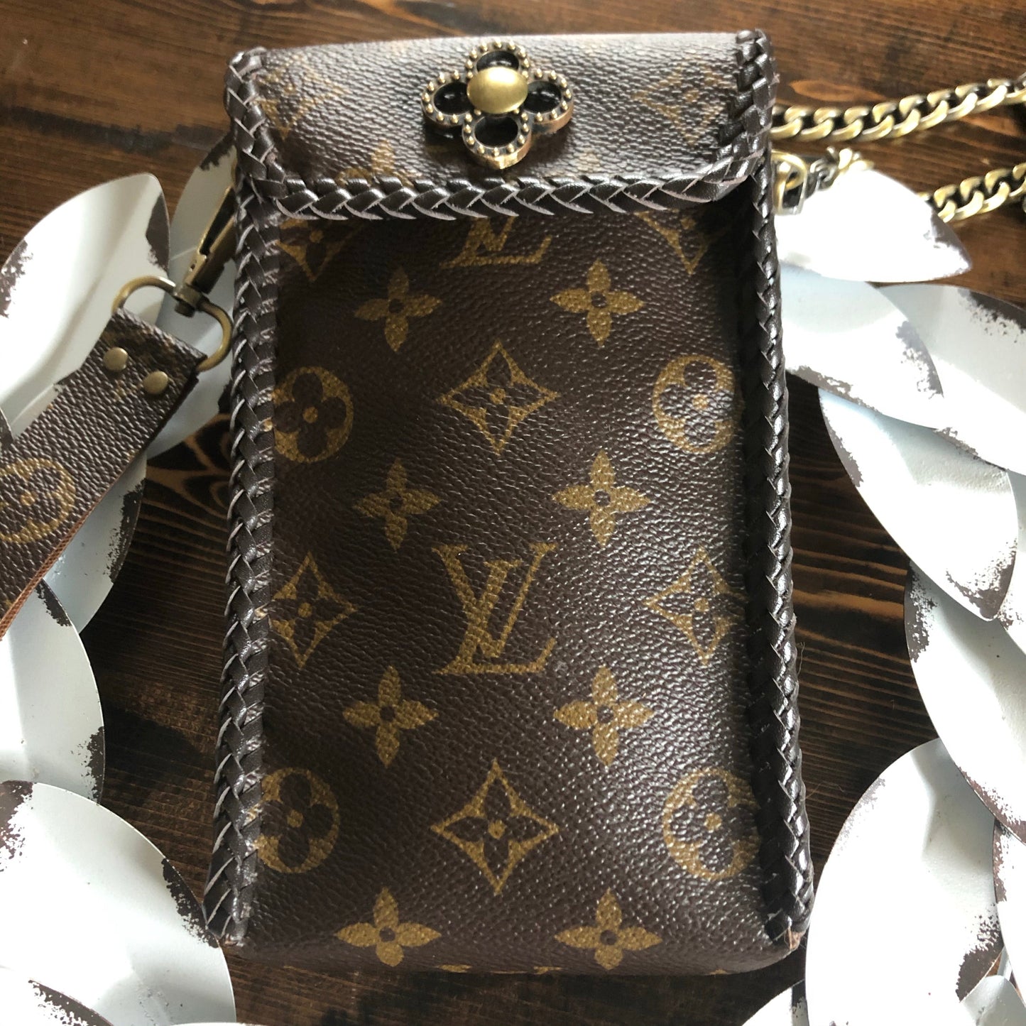 The HummingOrvis bags - Monogram Cell Phone Crossbody/Wristlet Bag