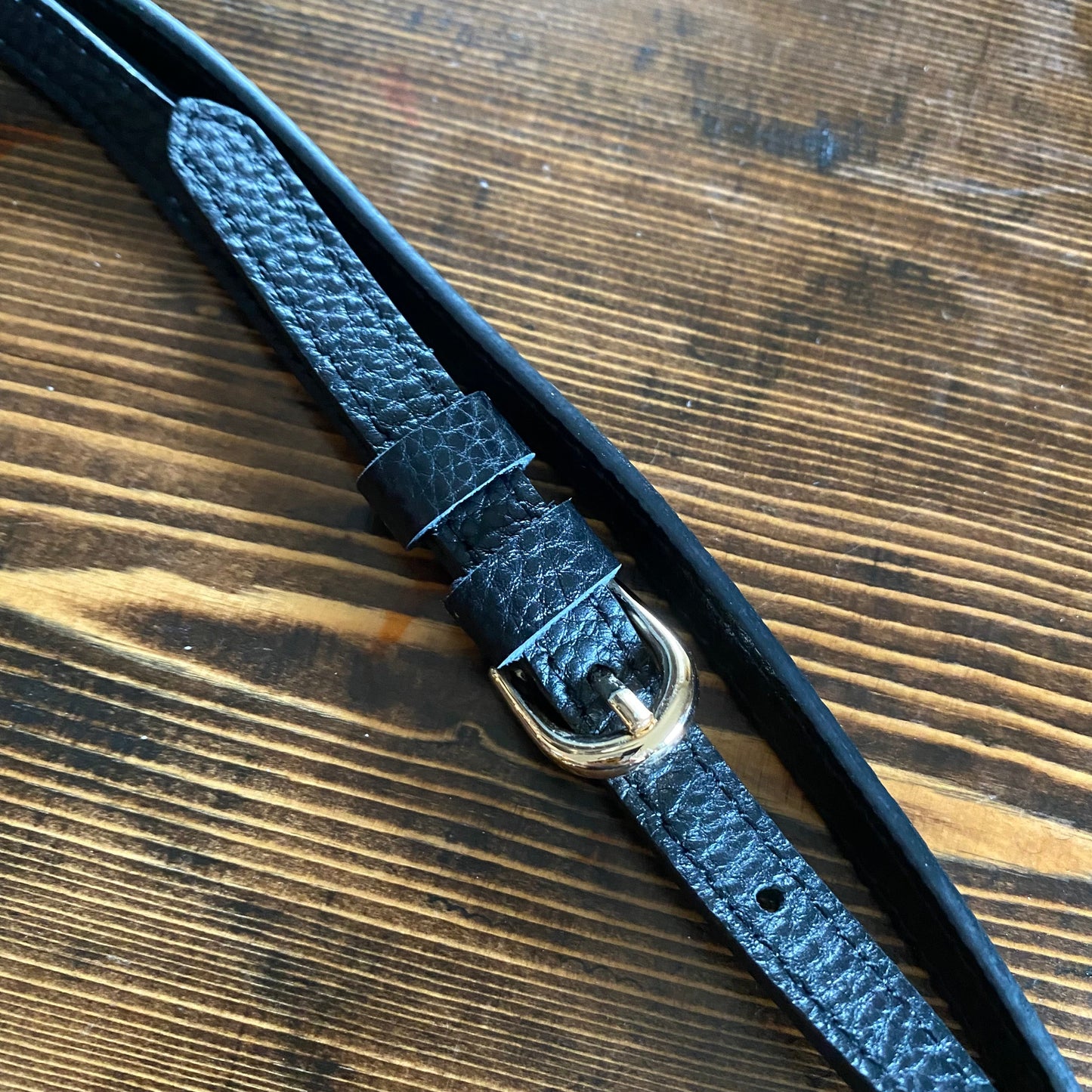 The Junco Crossbody Bag -Orvis bags Monogram in Black